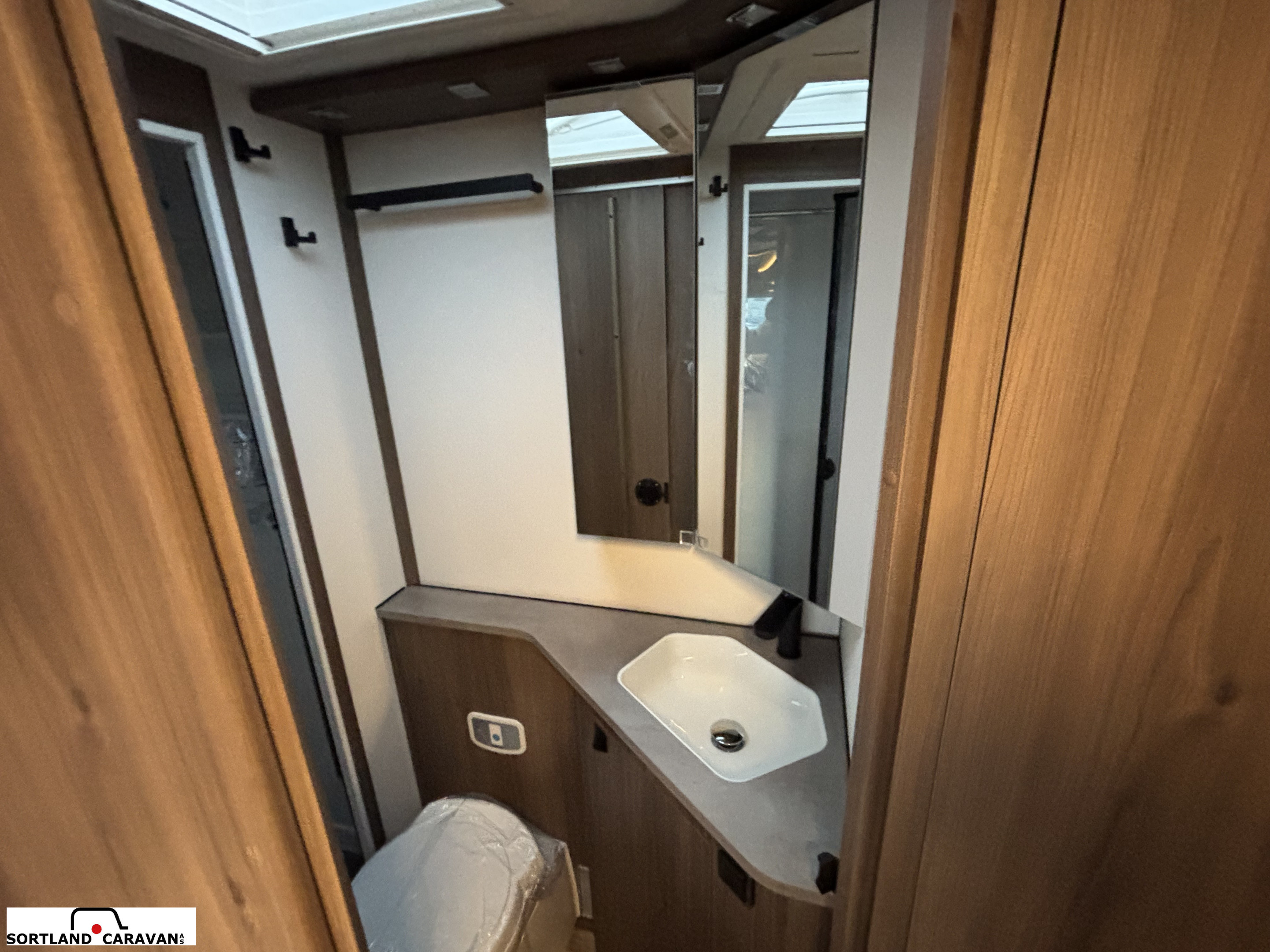 KABE Royal X 810  LXL - KABE