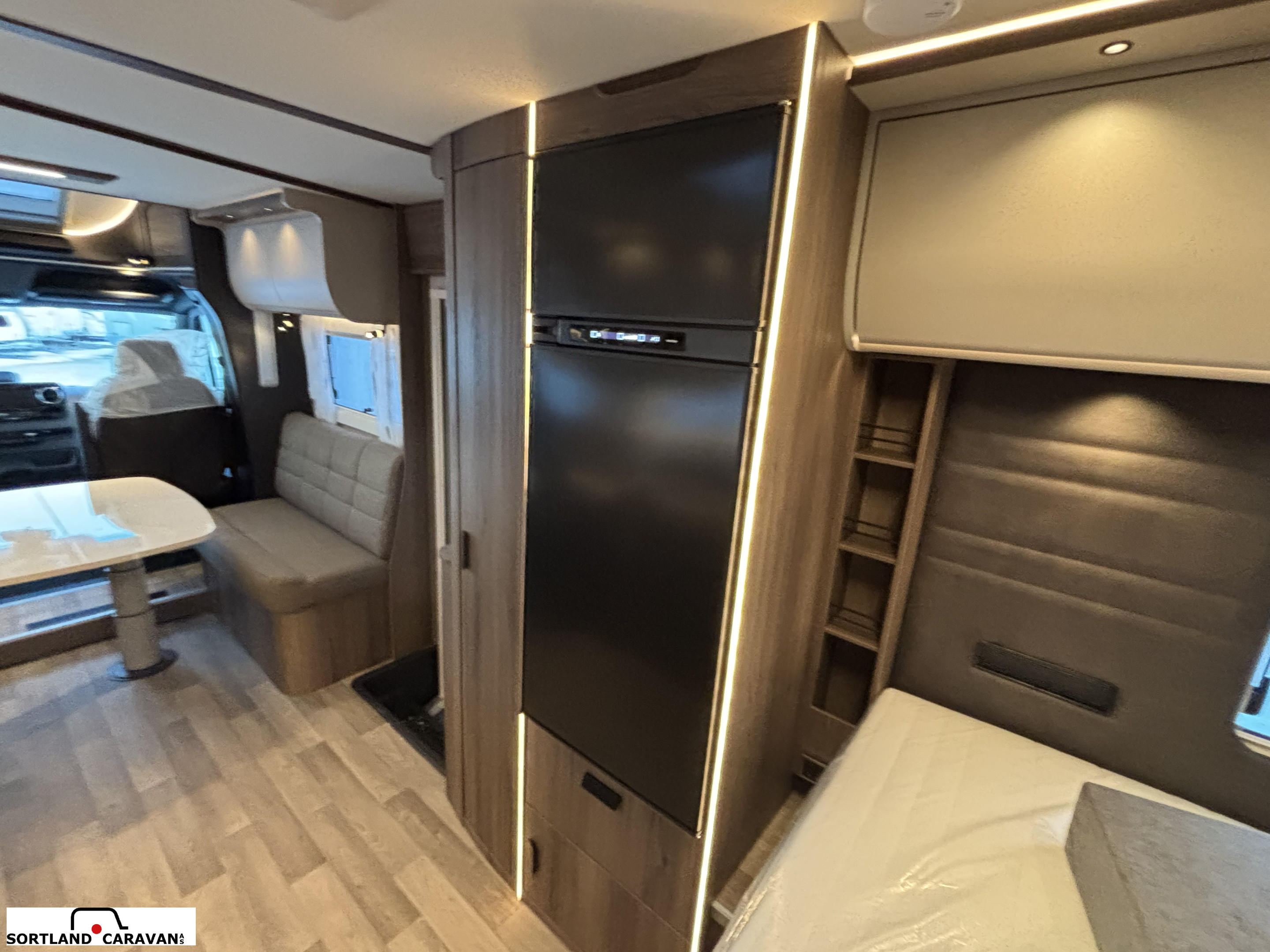 KABE Royal X 810  LXL - KABE