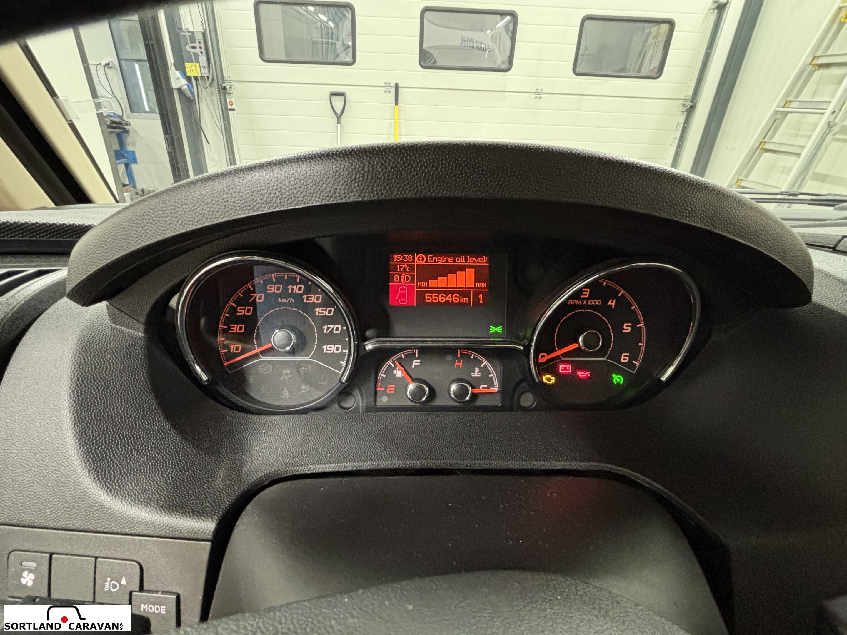 Eura Mobil IL 725 QB - Eura Mobil