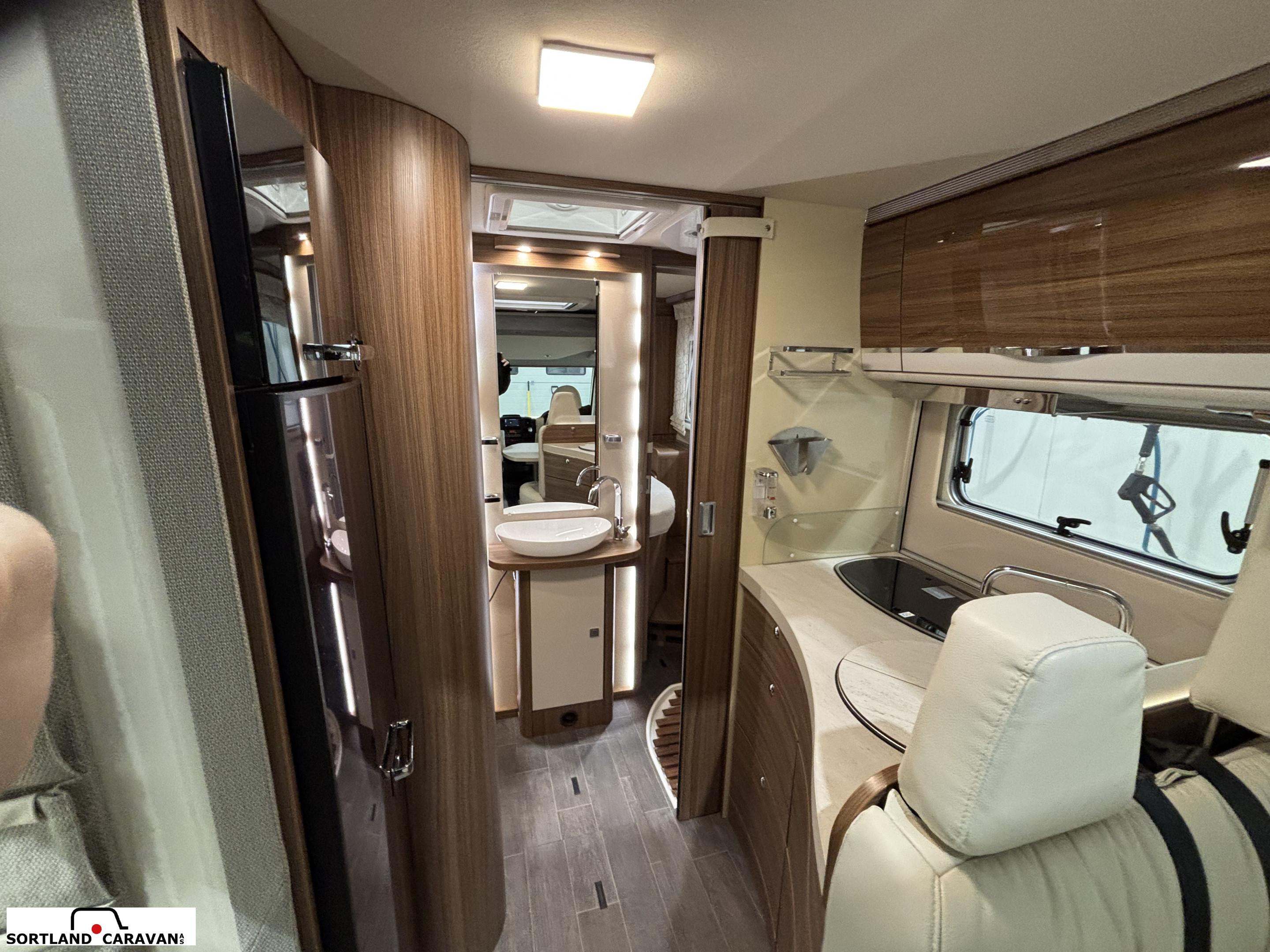 Eura Mobil IL 725 QB - Eura Mobil