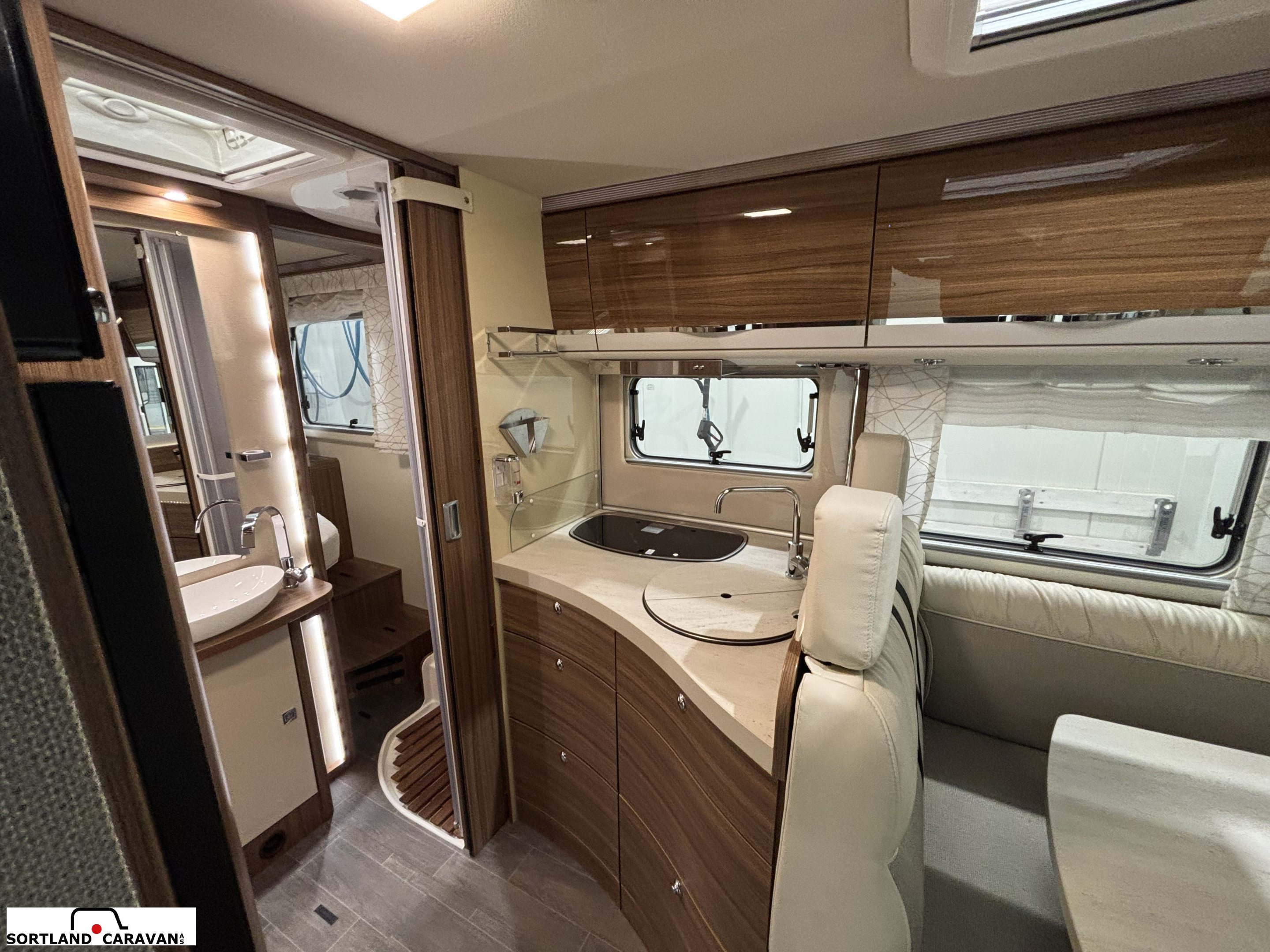 Eura Mobil IL 725 QB - Eura Mobil