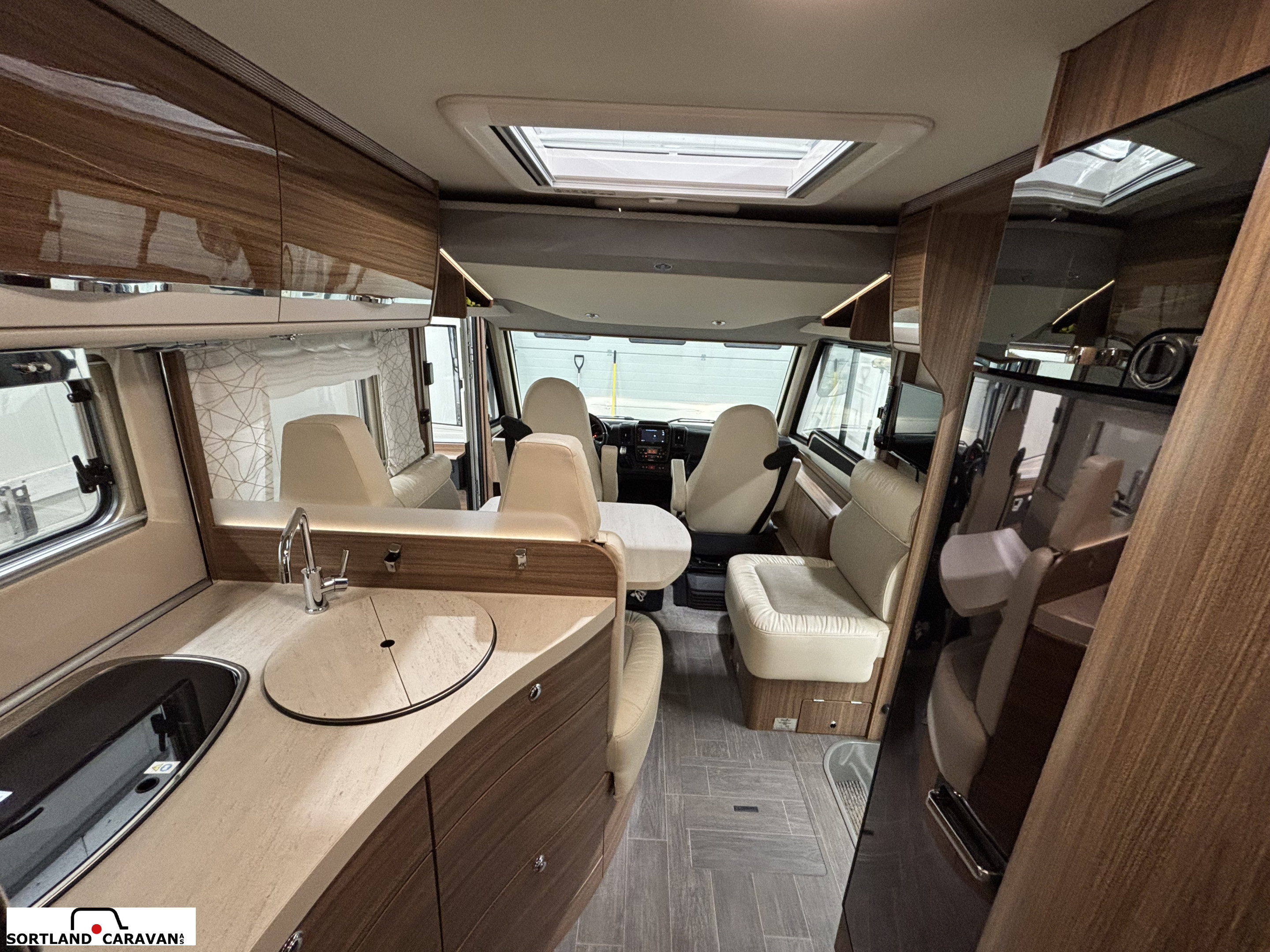 Eura Mobil IL 725 QB - Eura Mobil