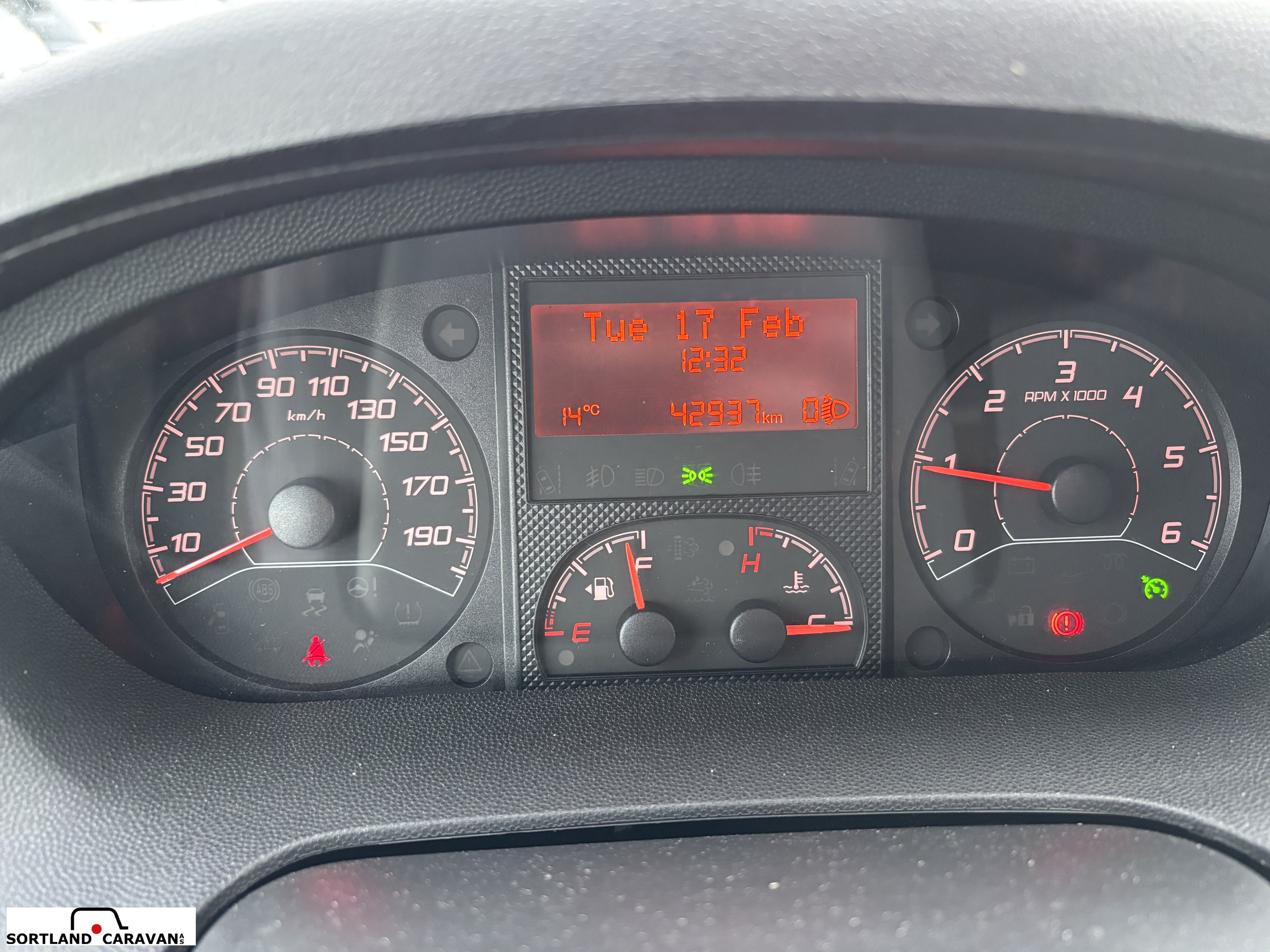 KABE TM C 740 T - KABE