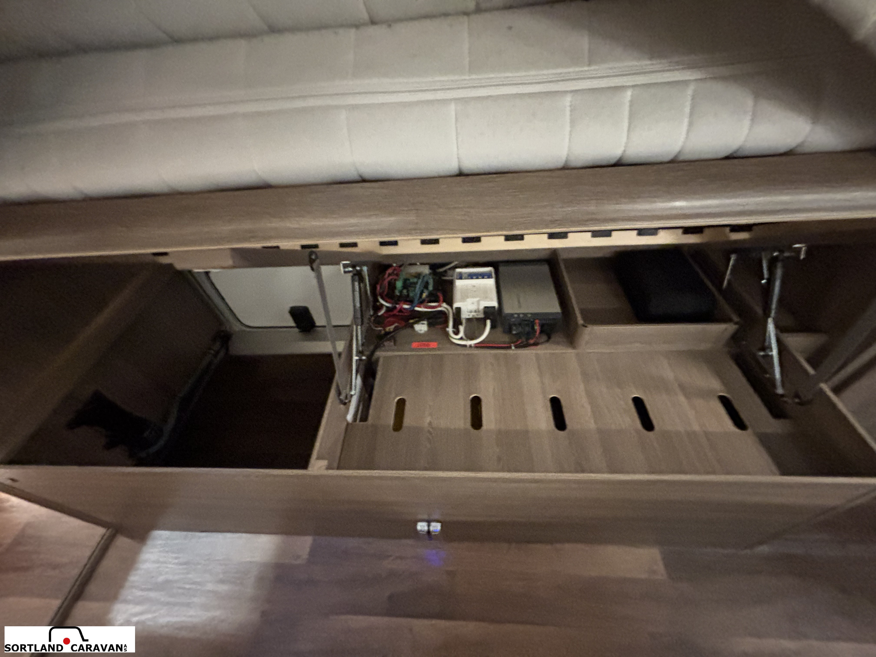 KABE TM C 740 T - KABE