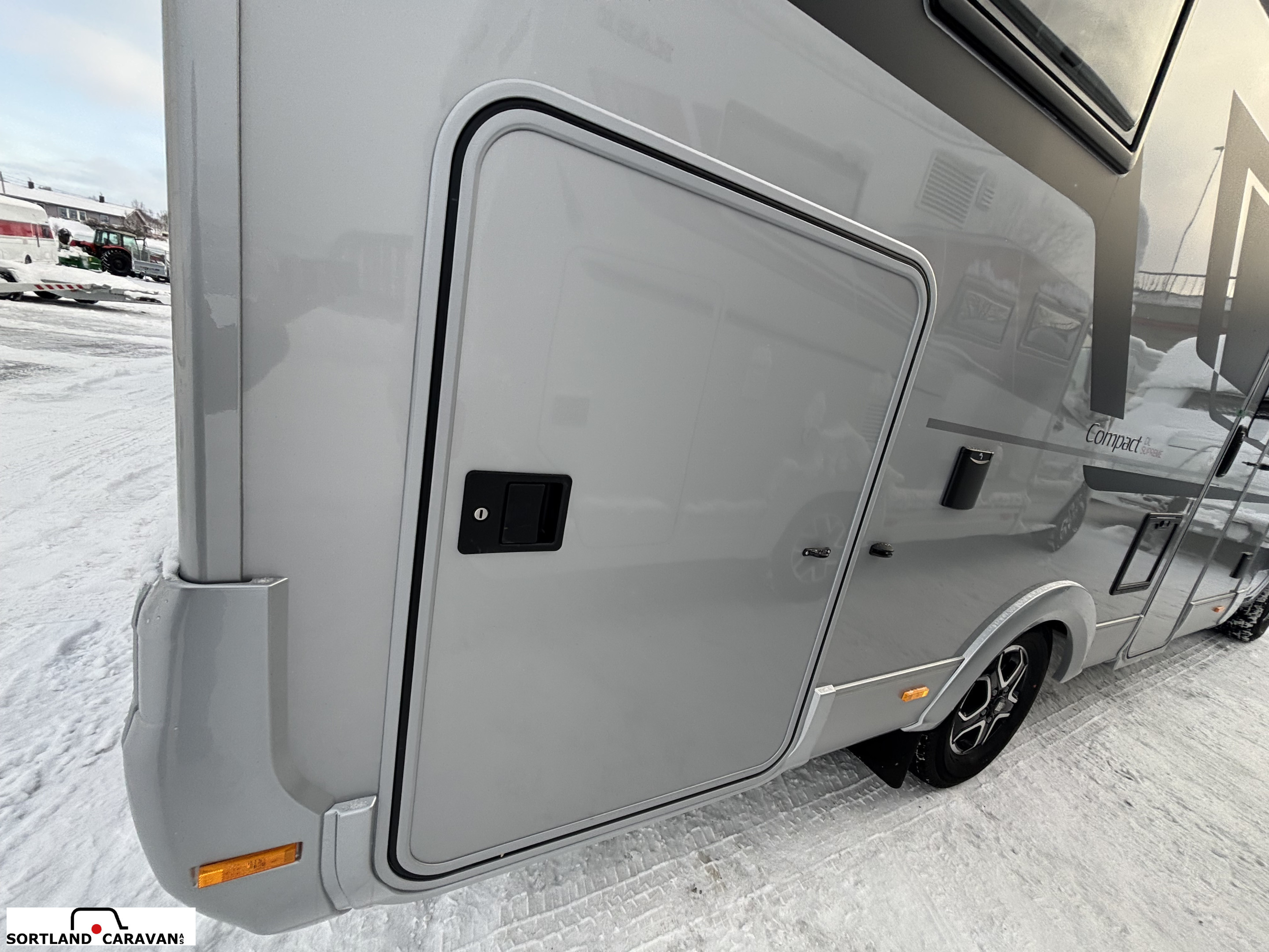 Adria COMPACT SUPREME DL - Adria