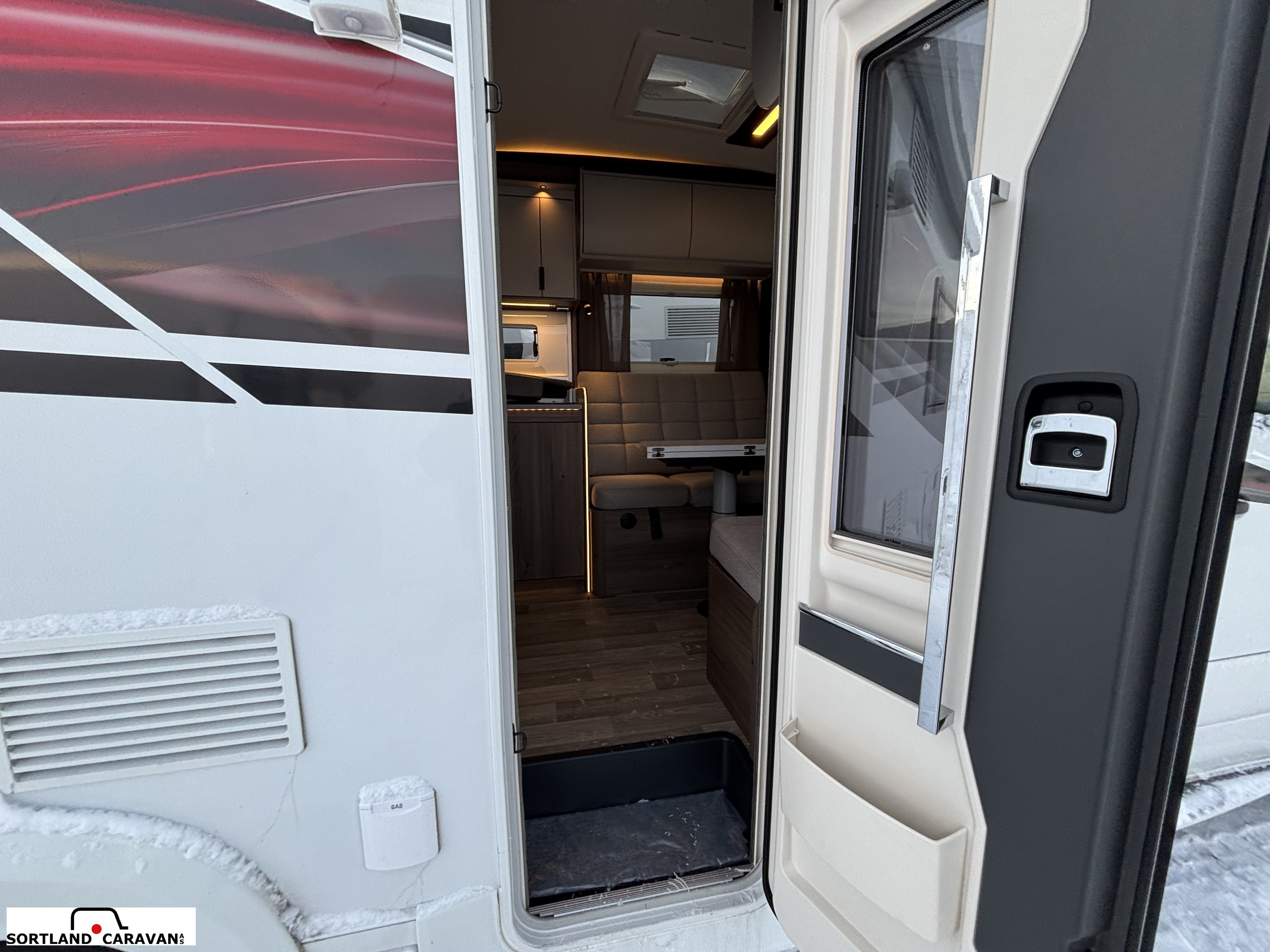 KABE TRAVEL MASTER COMPACT N720 LXL - KABE