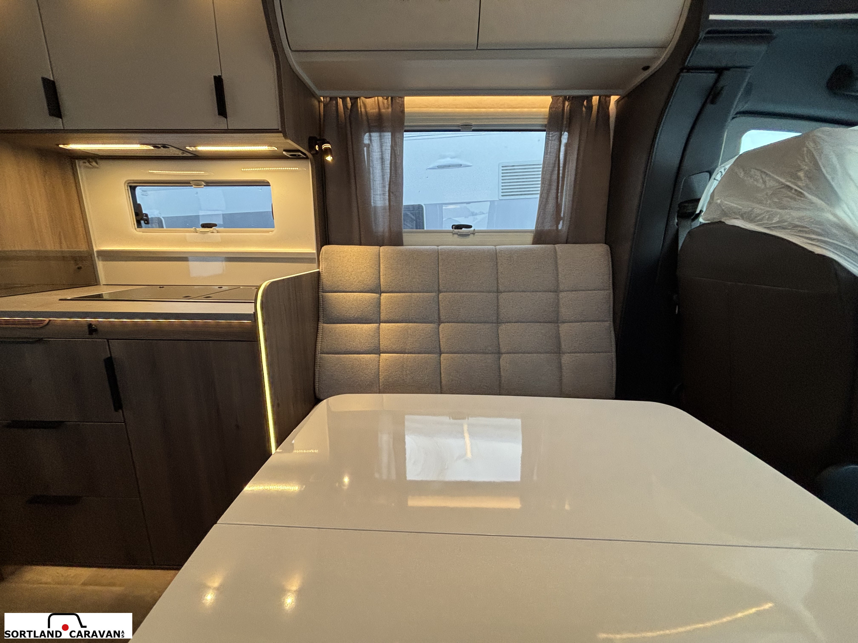 KABE TRAVEL MASTER COMPACT N720 LXL - KABE