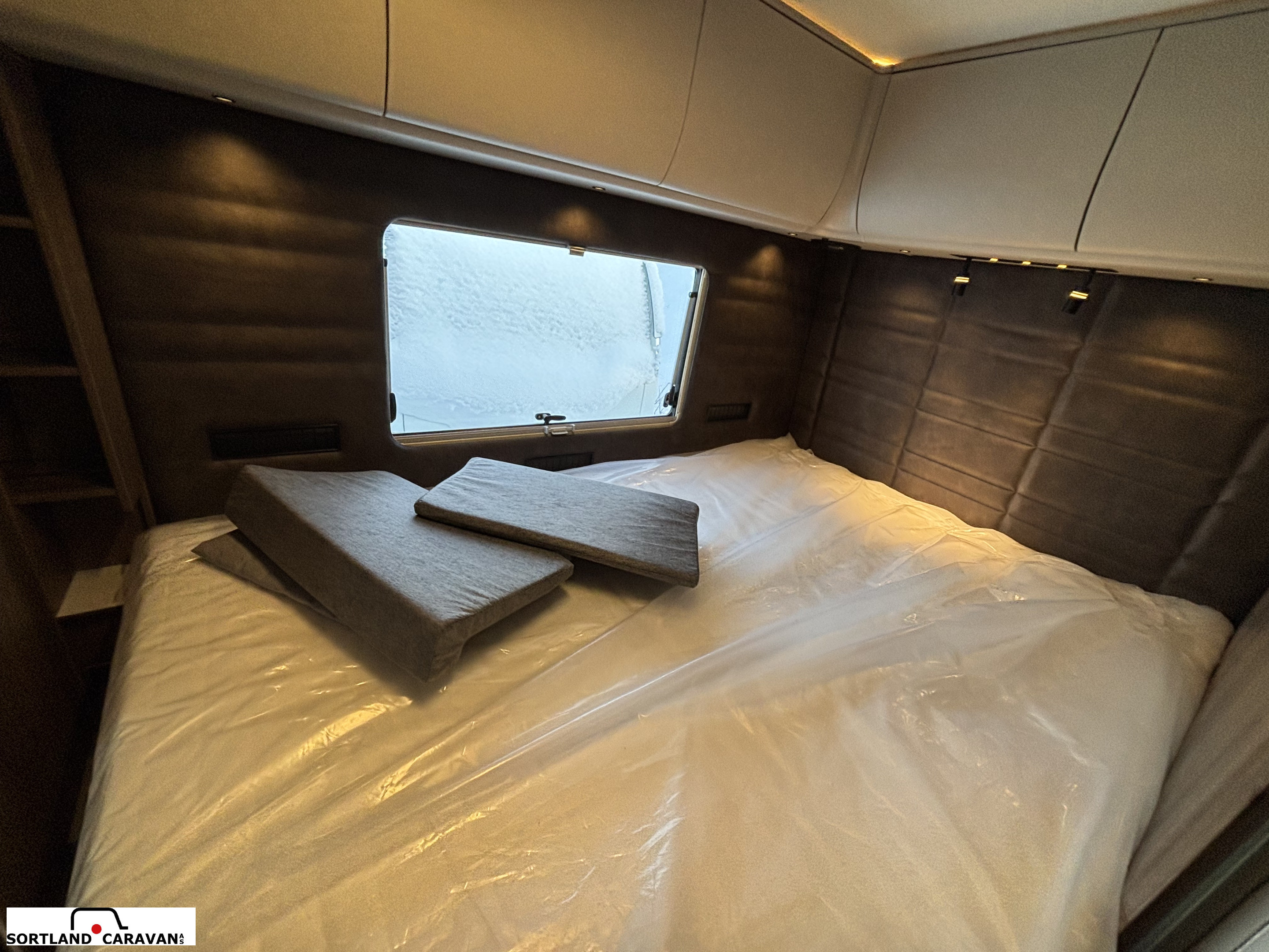 KABE TRAVEL MASTER COMPACT N720 LXL - KABE