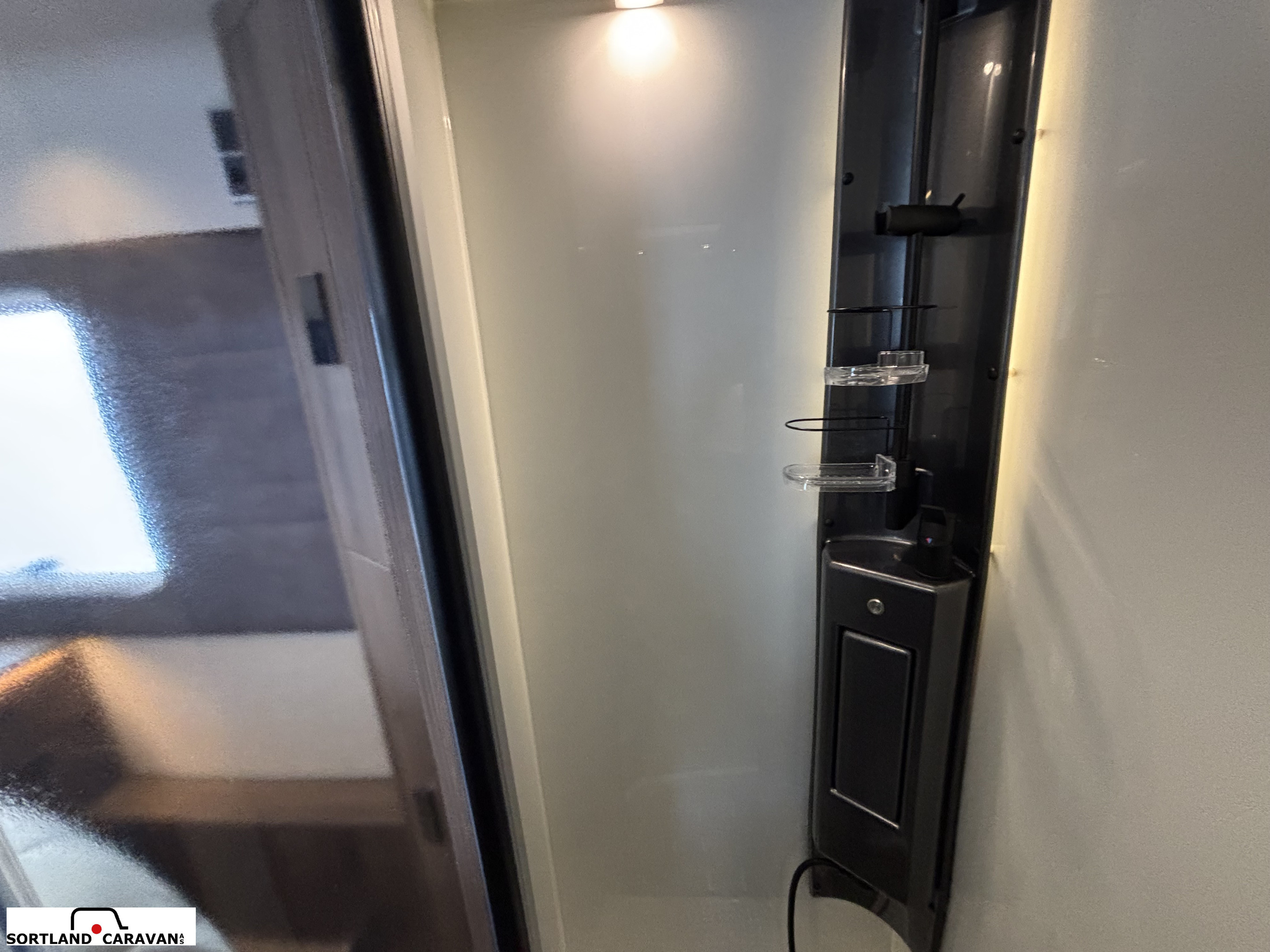 KABE TMI I790 LQB - KABE