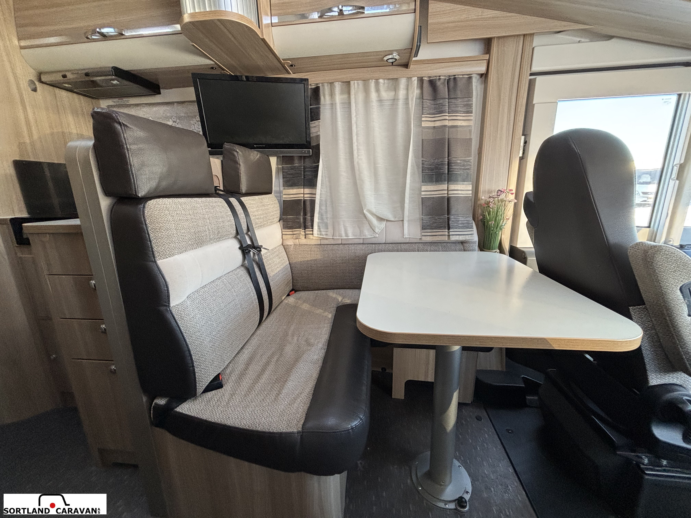 Adria SONIC 600 SC - Adria