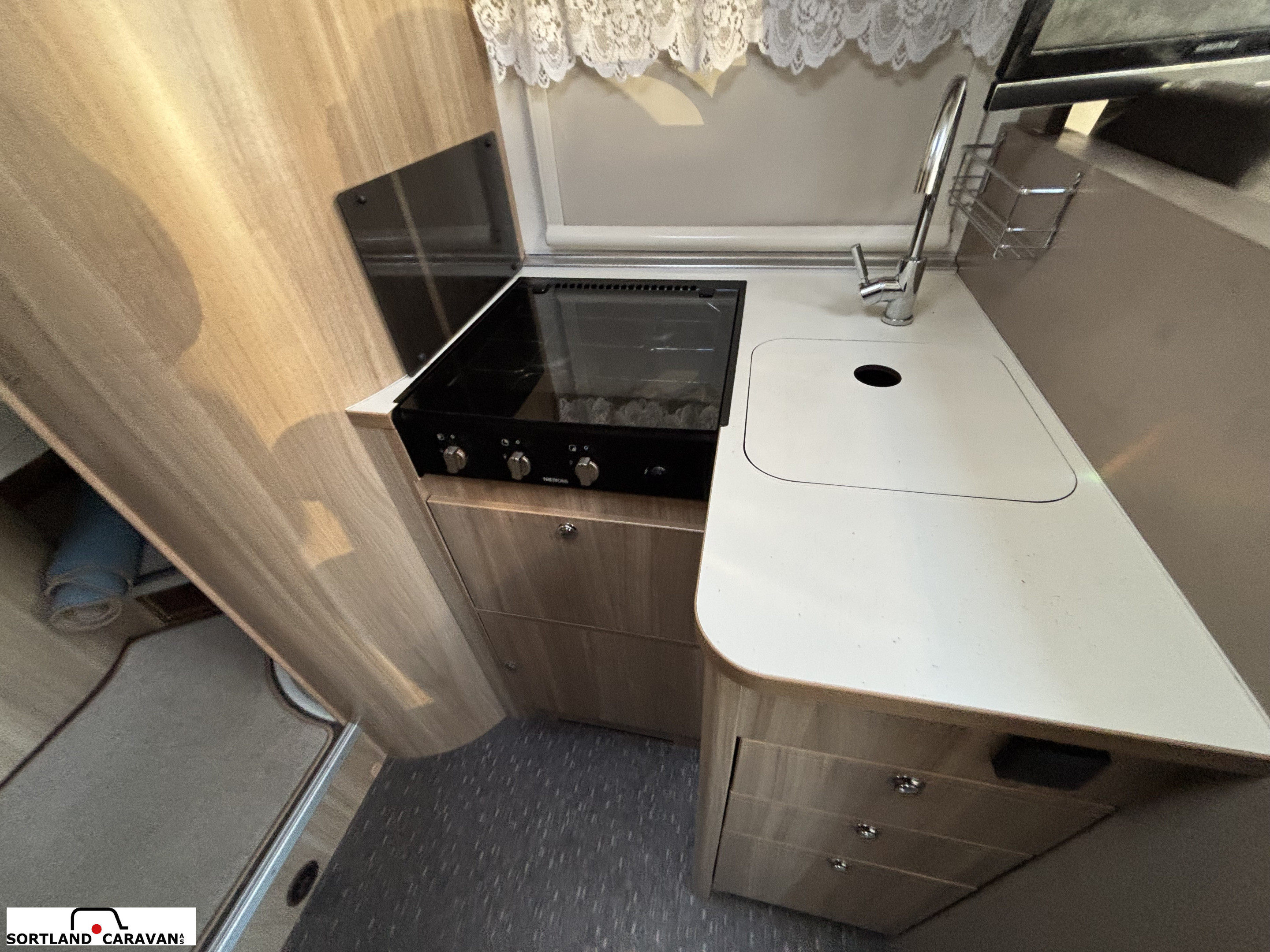 Adria SONIC 600 SC - Adria