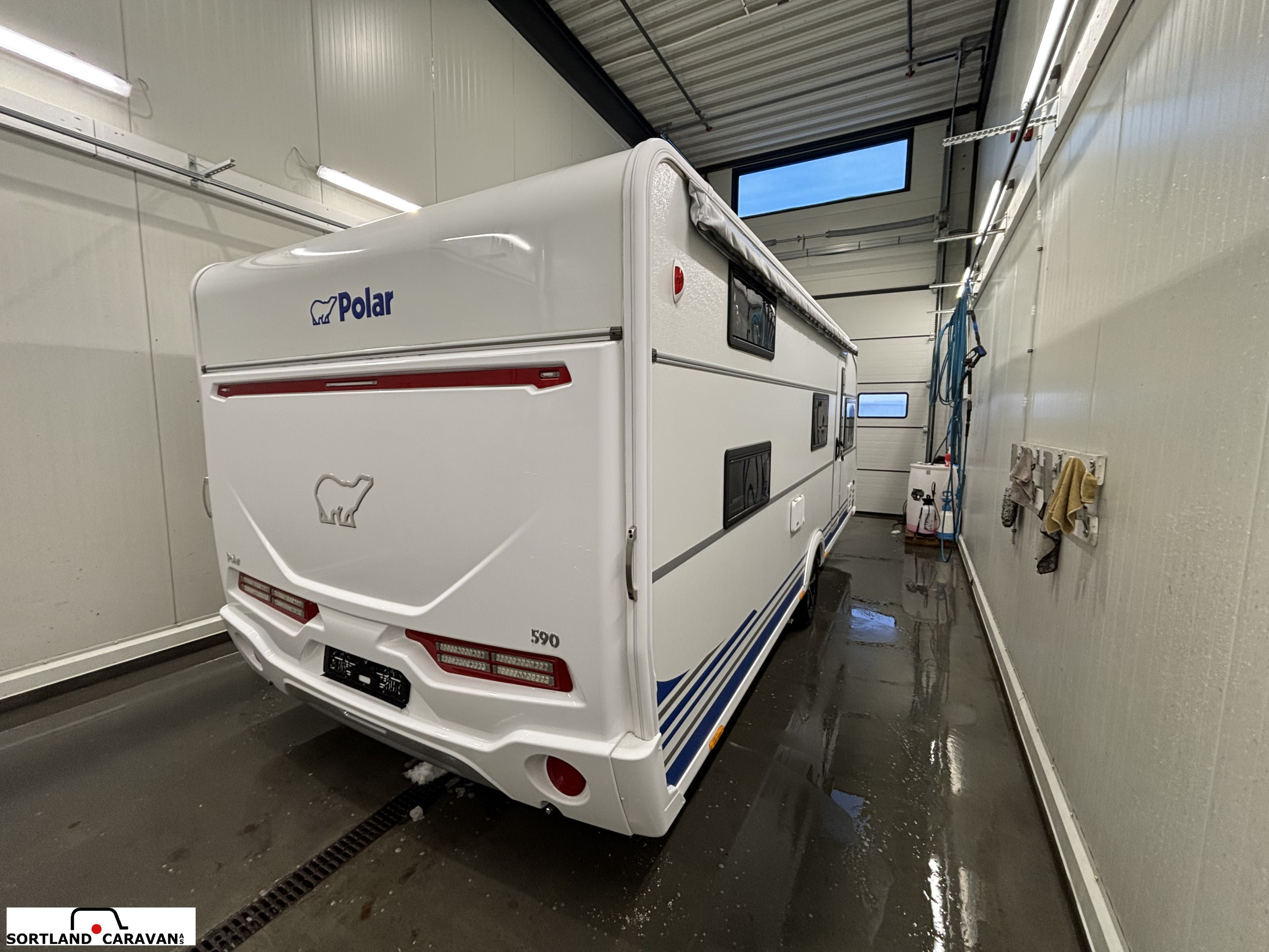 Polar Edition  590 BK - Polar