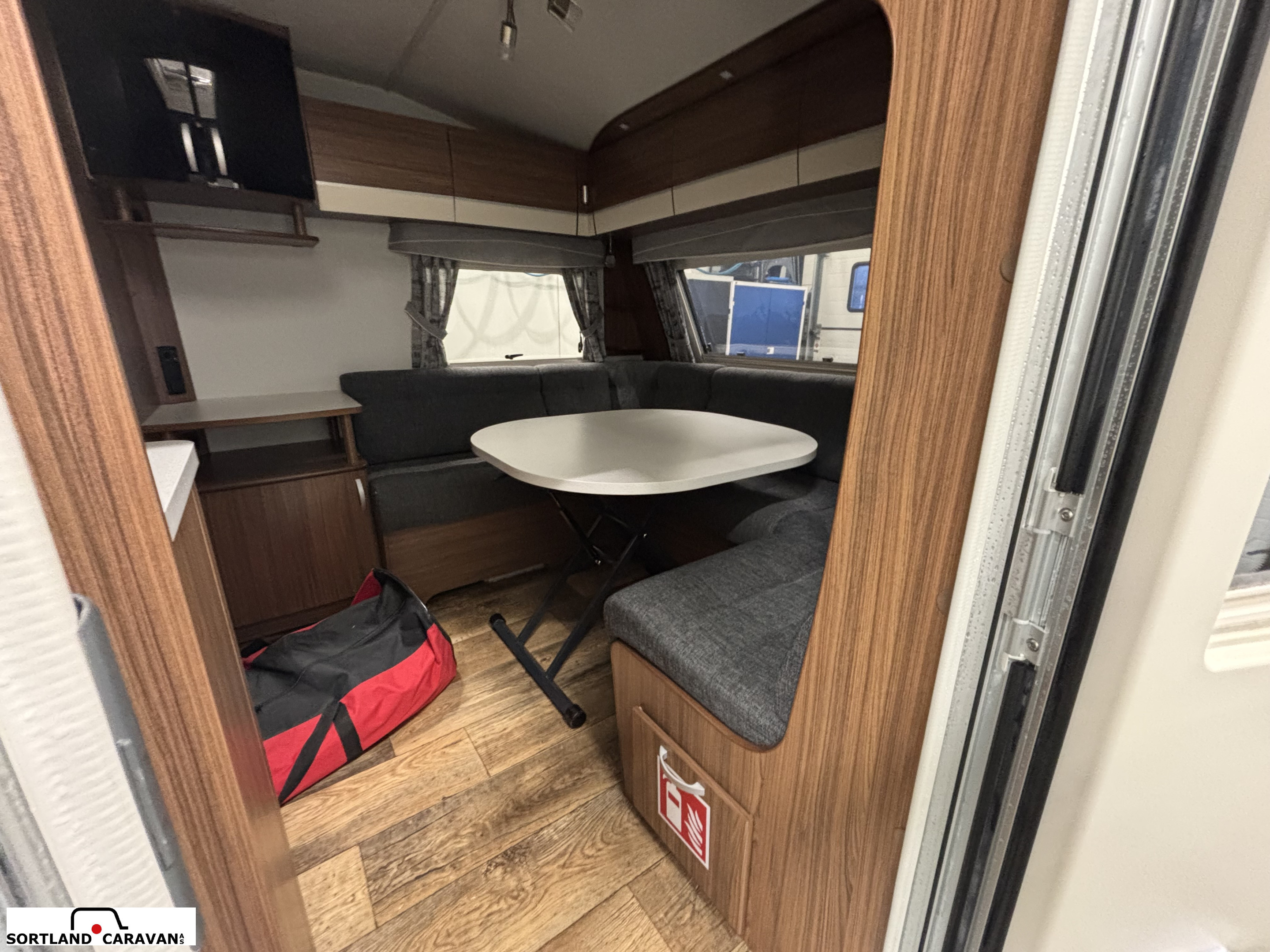 Polar Edition  590 BK - Polar