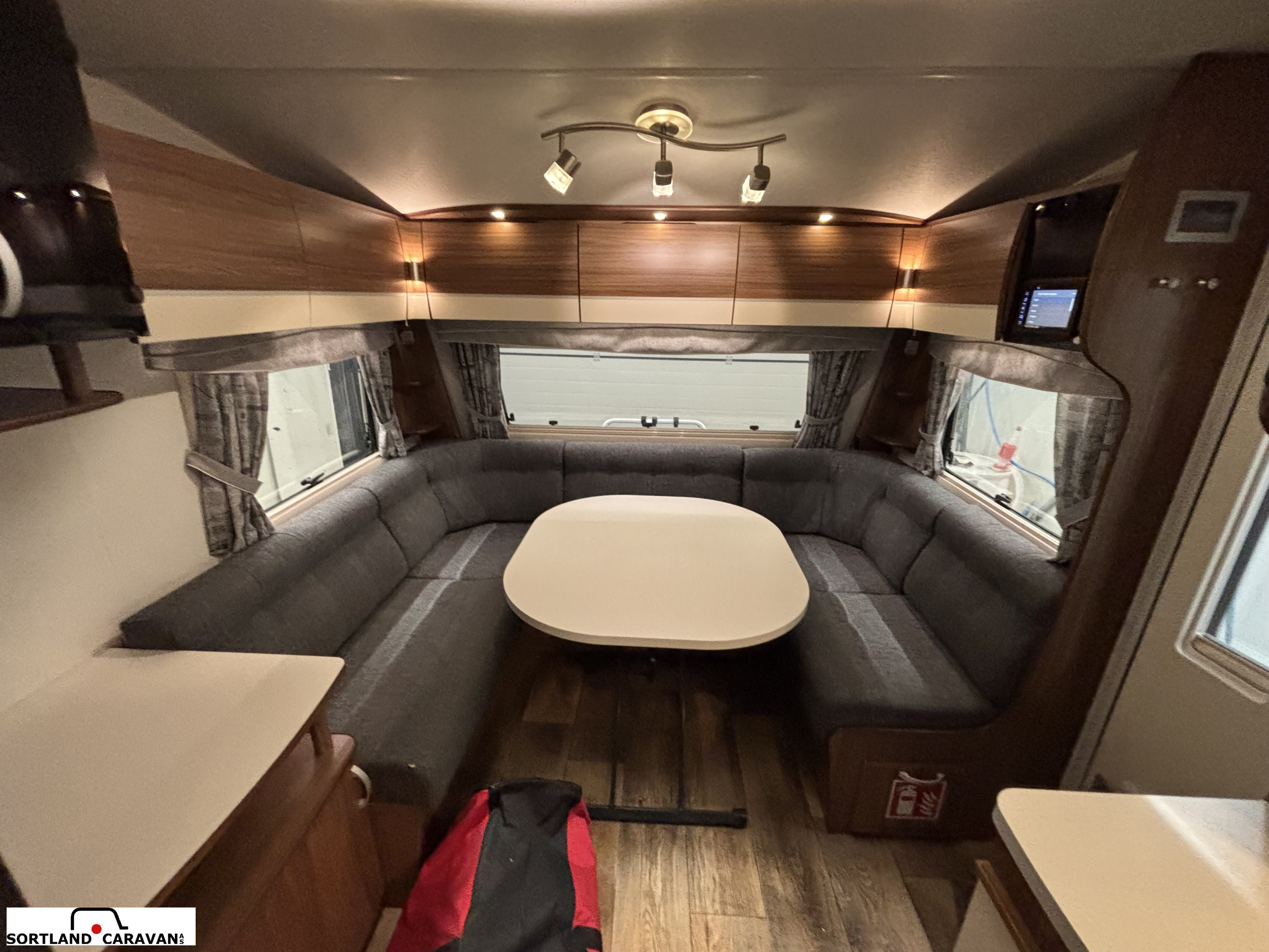 Polar Edition  590 BK - Polar