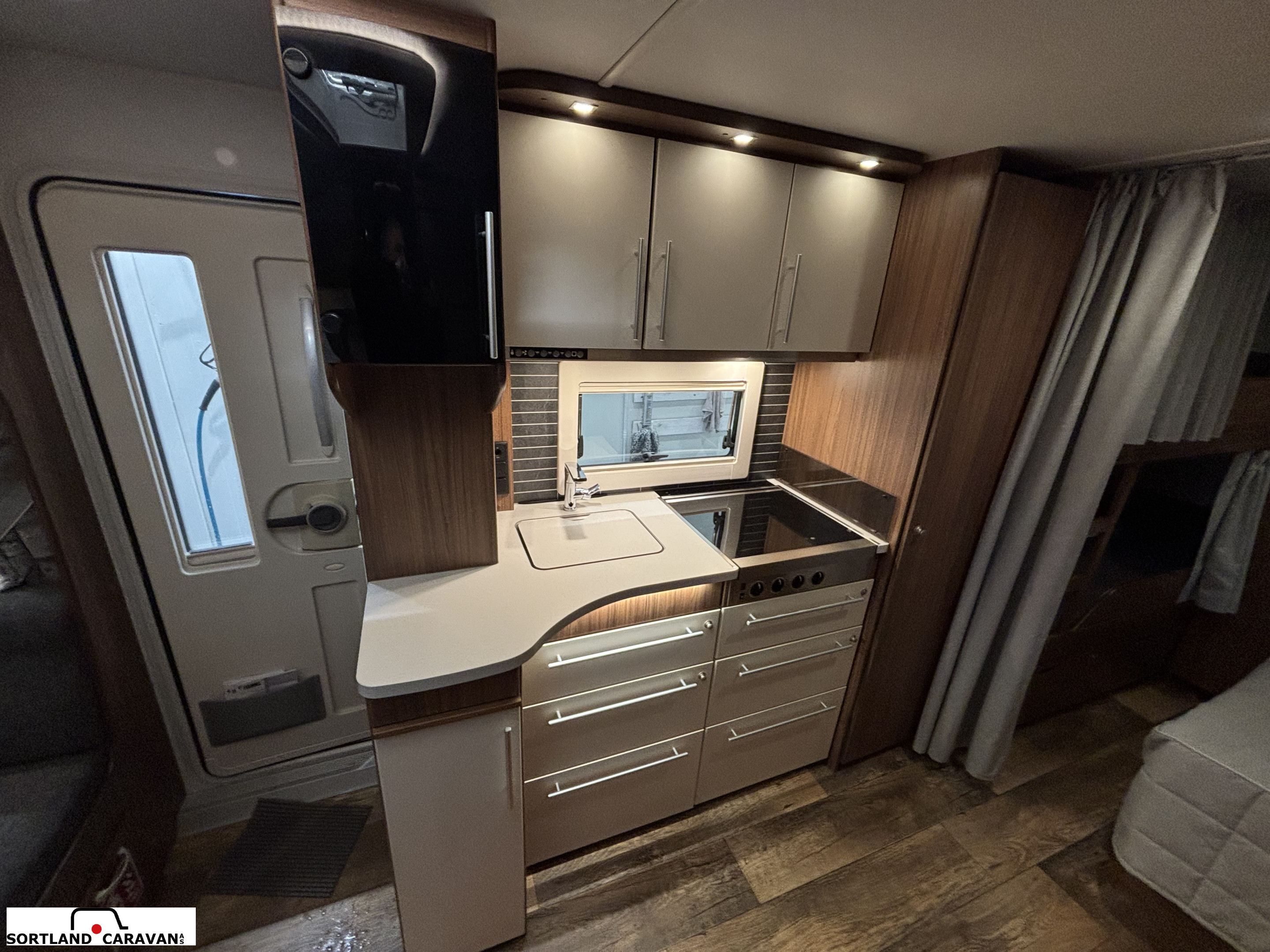 Polar Edition  590 BK - Polar