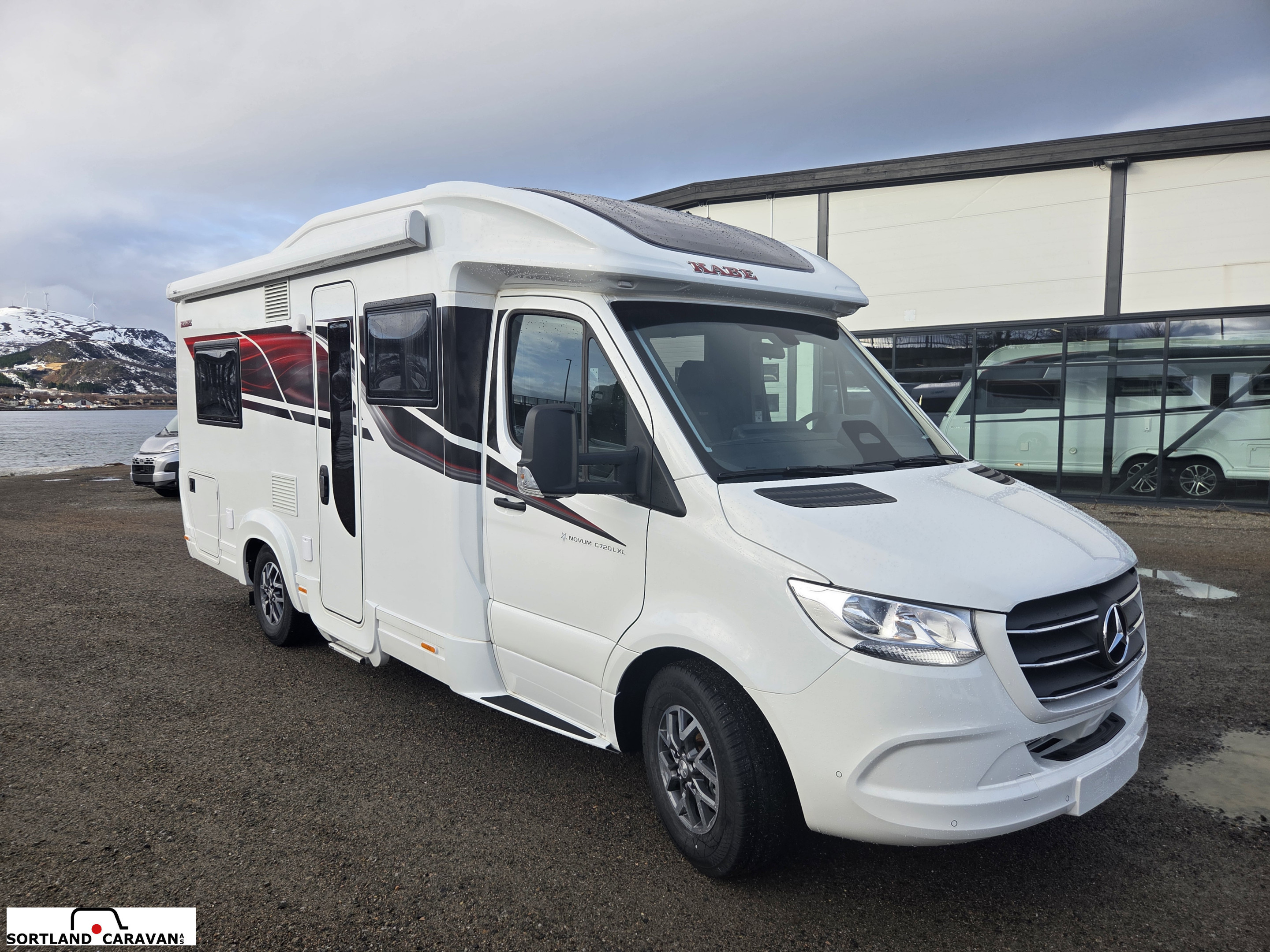 TRAVEL MASTER COMPACT N720 LXL - KABE