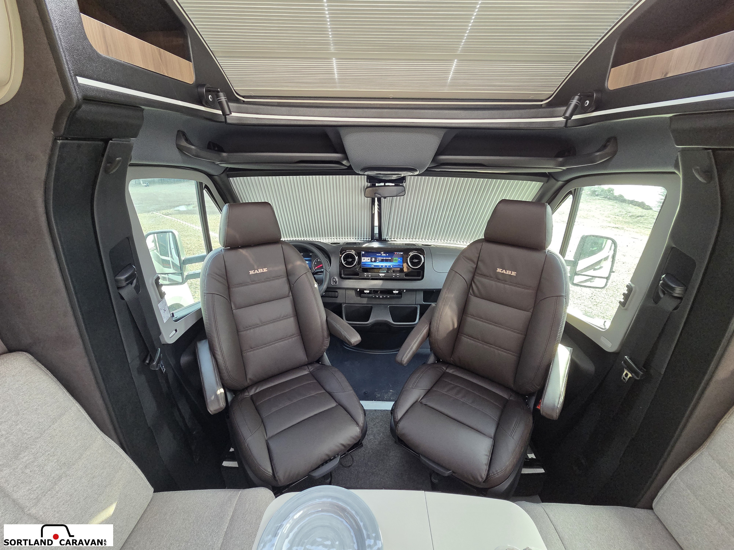 KABE TRAVEL MASTER COMPACT N720 LXL - KABE