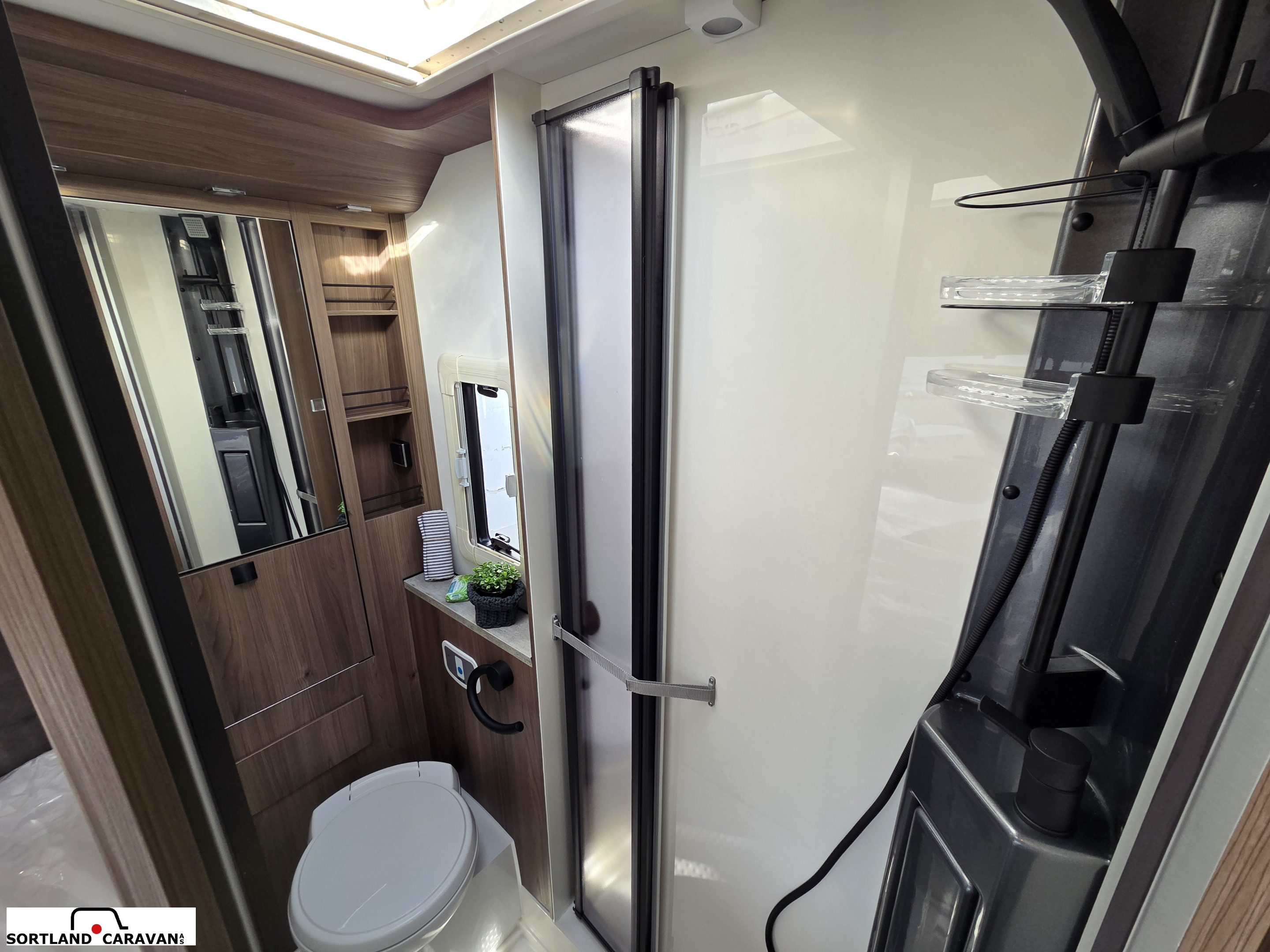 KABE TRAVEL MASTER COMPACT N720 LXL - KABE