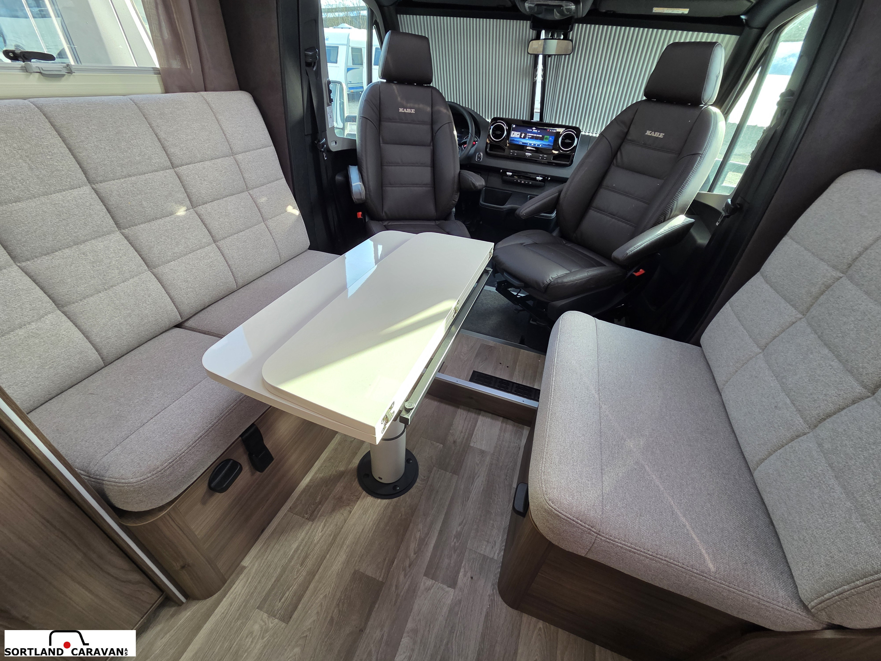 KABE TRAVEL MASTER COMPACT N720 LXL - KABE