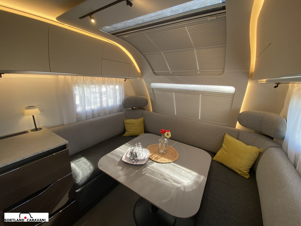 Adria Alpina 753 UP - Adria