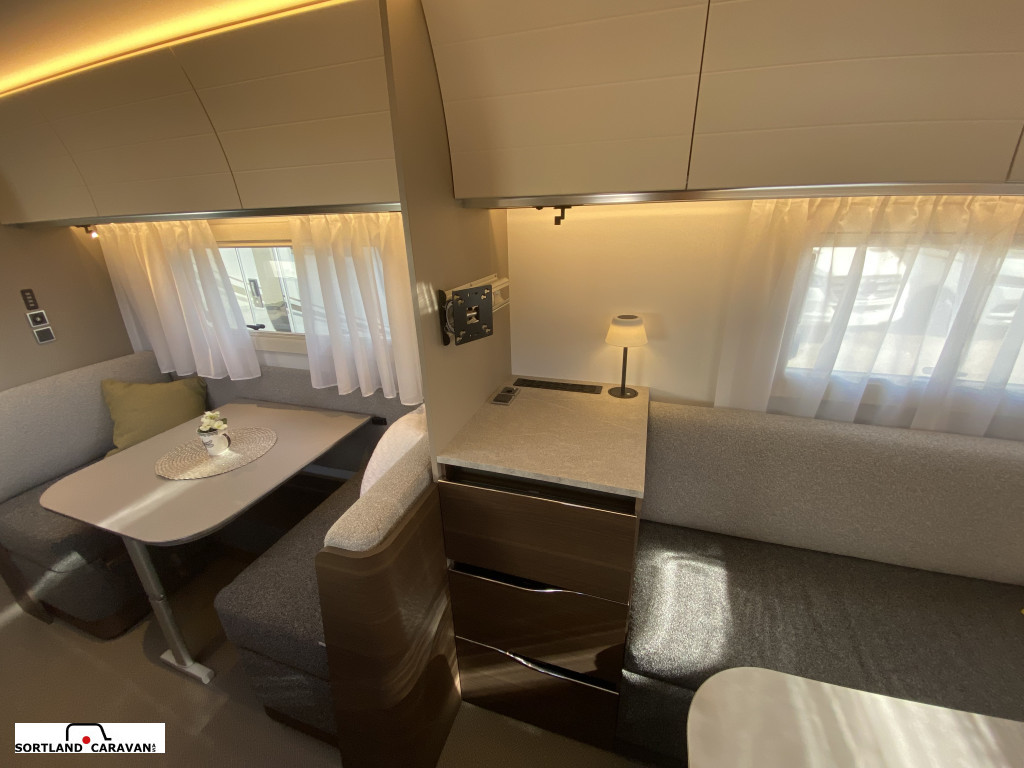 Adria Alpina 753 UP - Adria