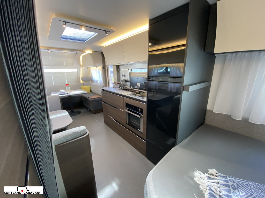 Adria Alpina 753 UP - Adria