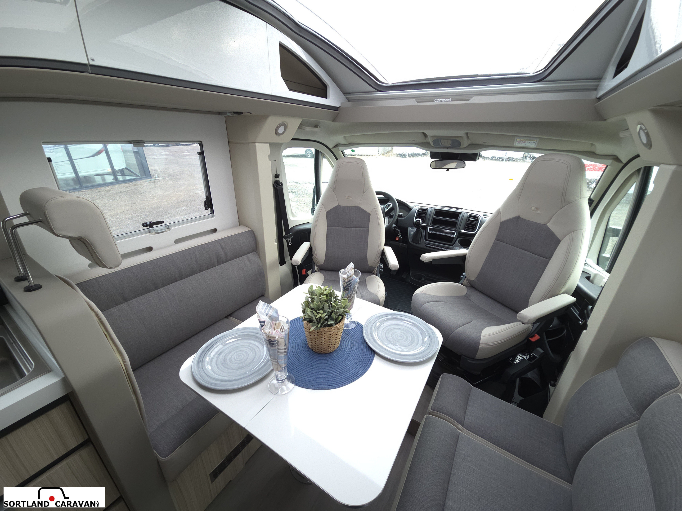 Adria COMPACT SUPREME DL - Adria