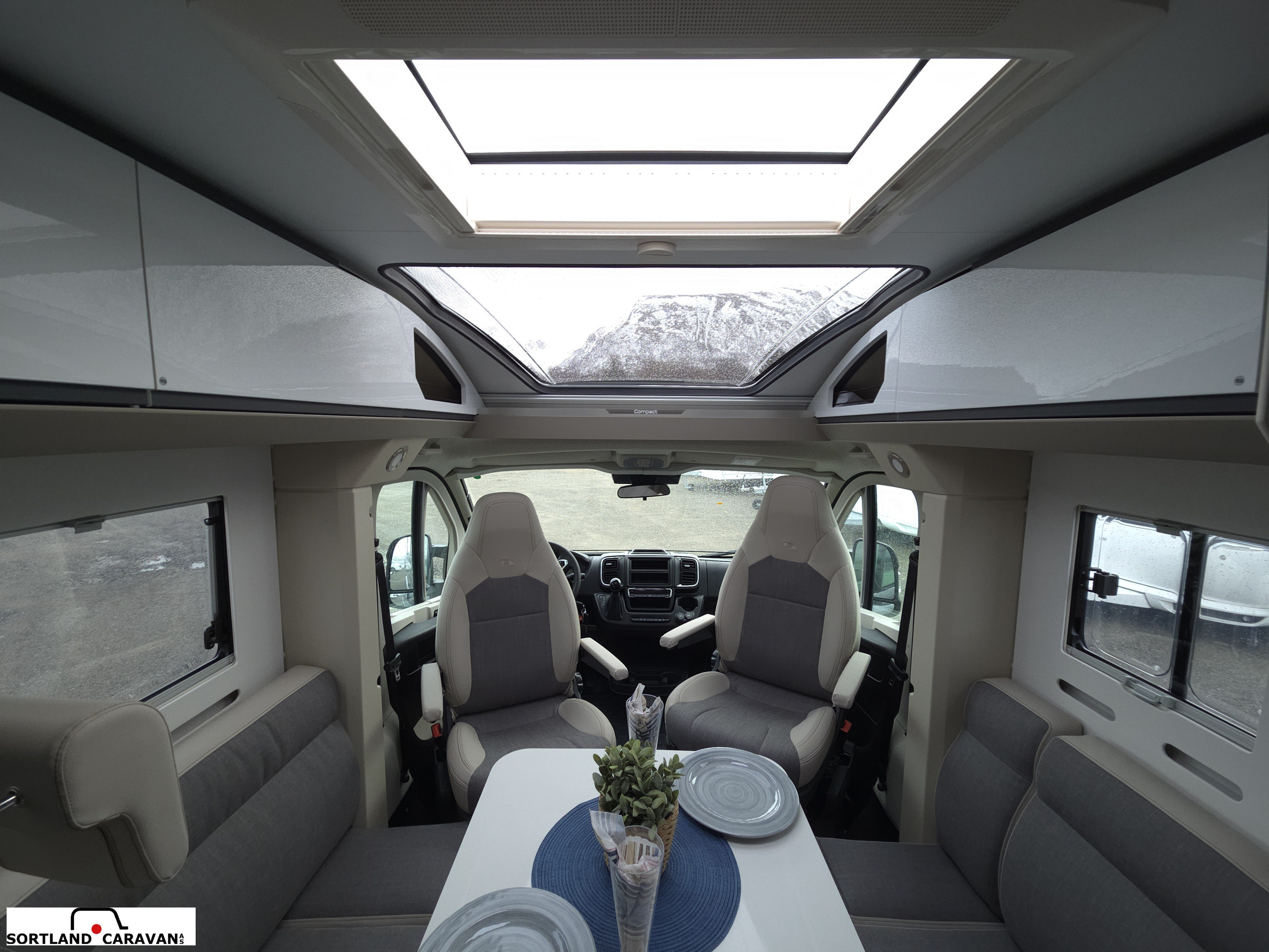 Adria COMPACT SUPREME DL - Adria