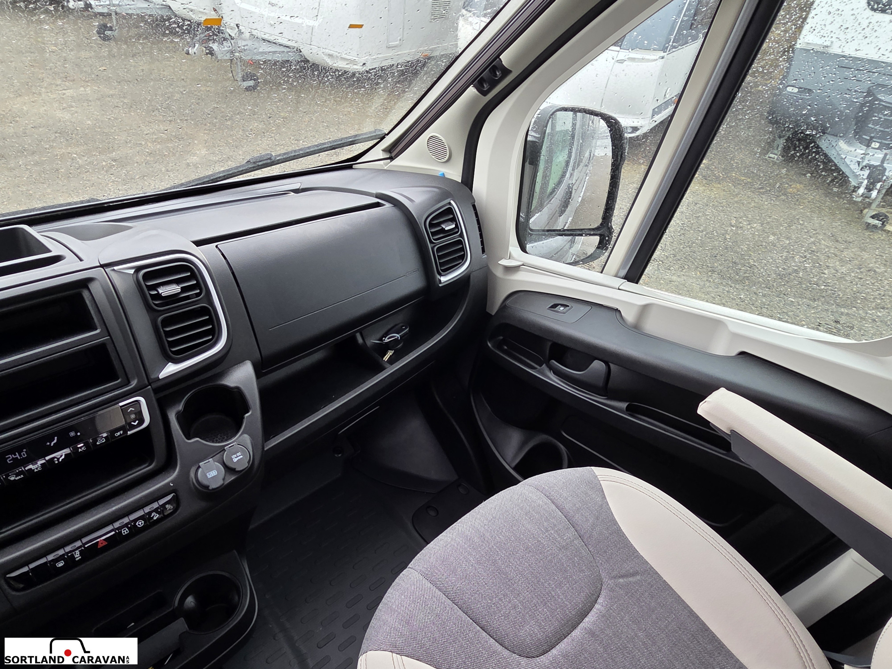 Adria COMPACT SUPREME DL - Adria