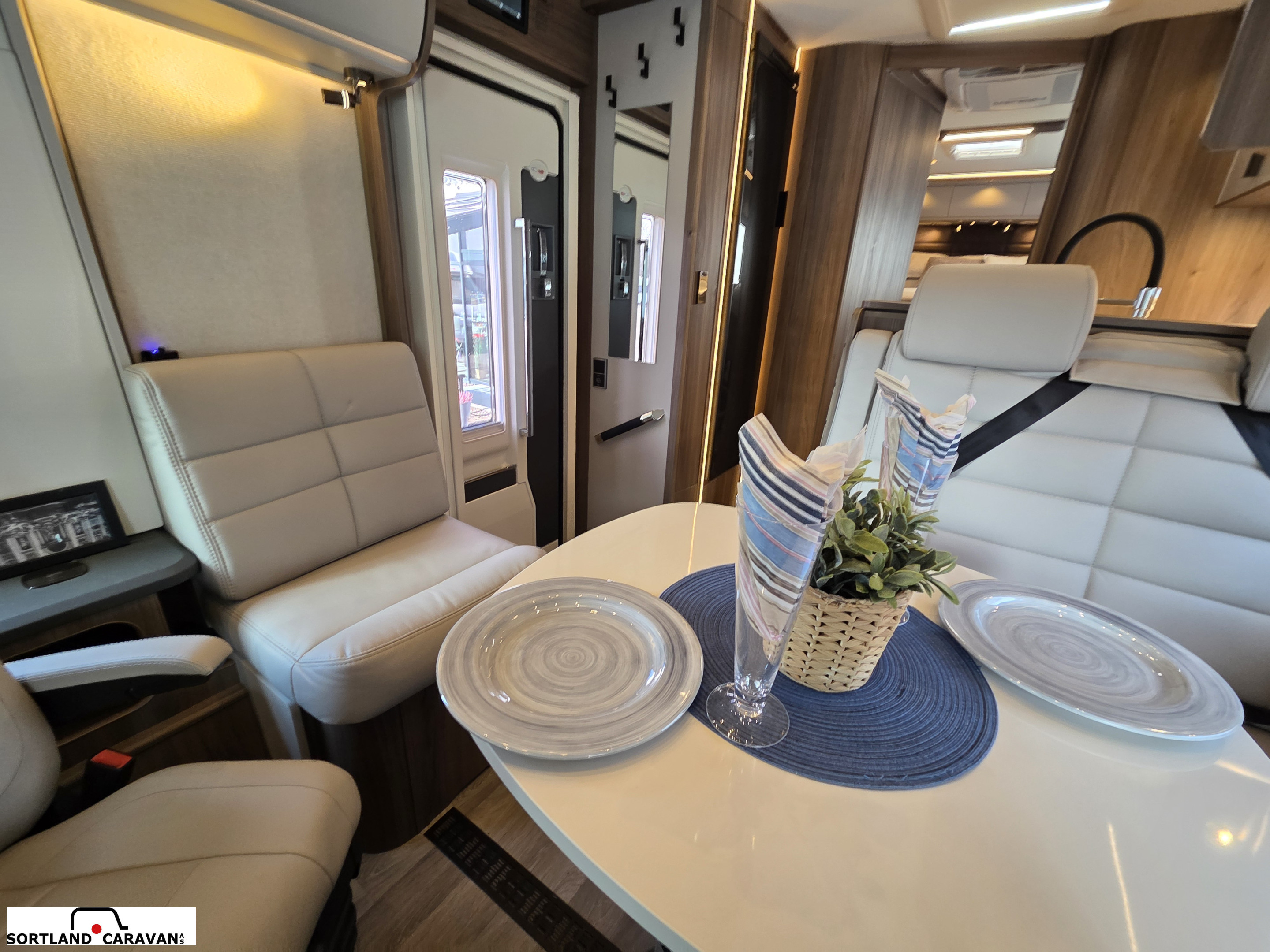 KABE TMI I790 LQB - KABE