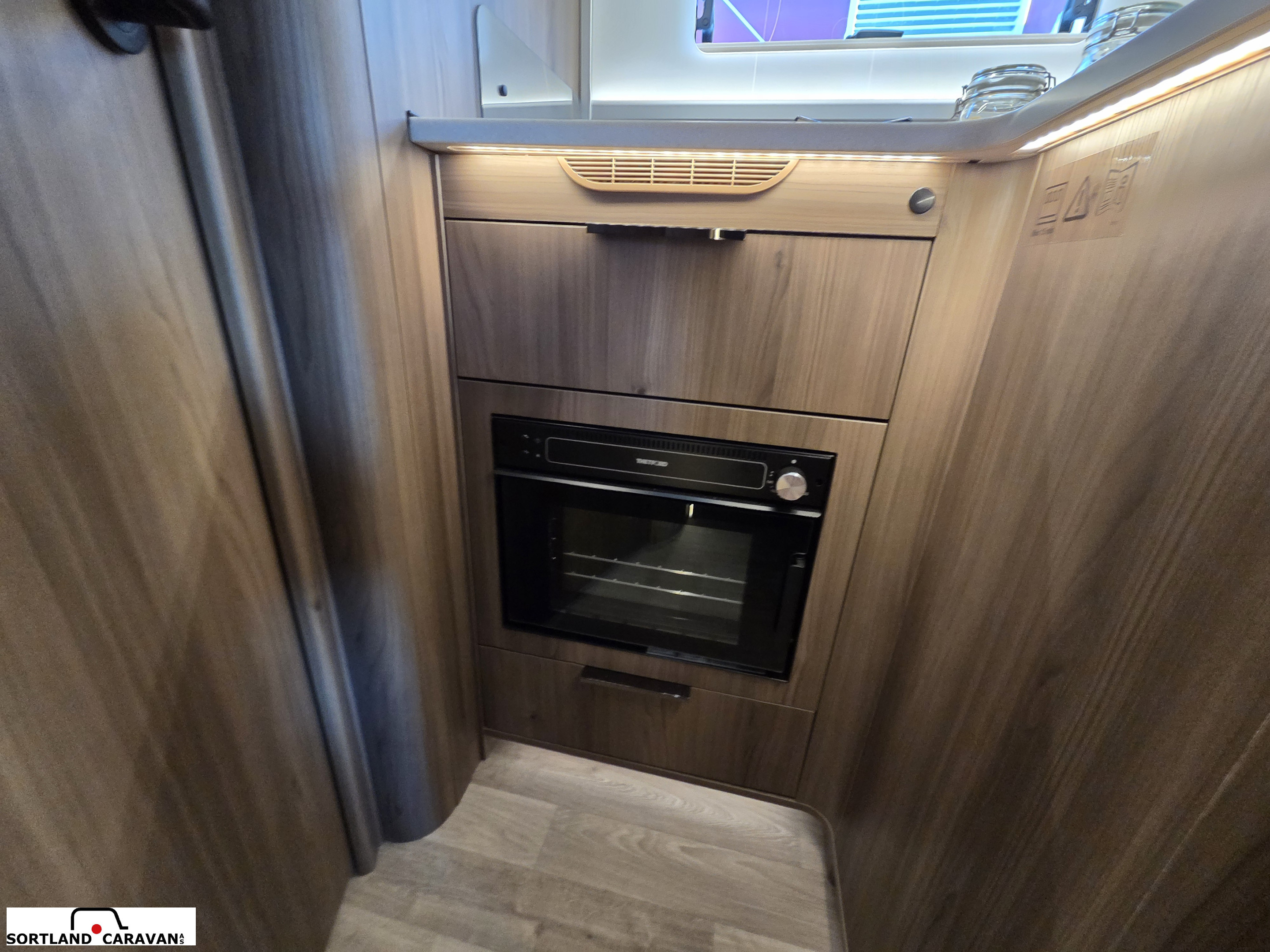 KABE TMI I790 LQB - KABE