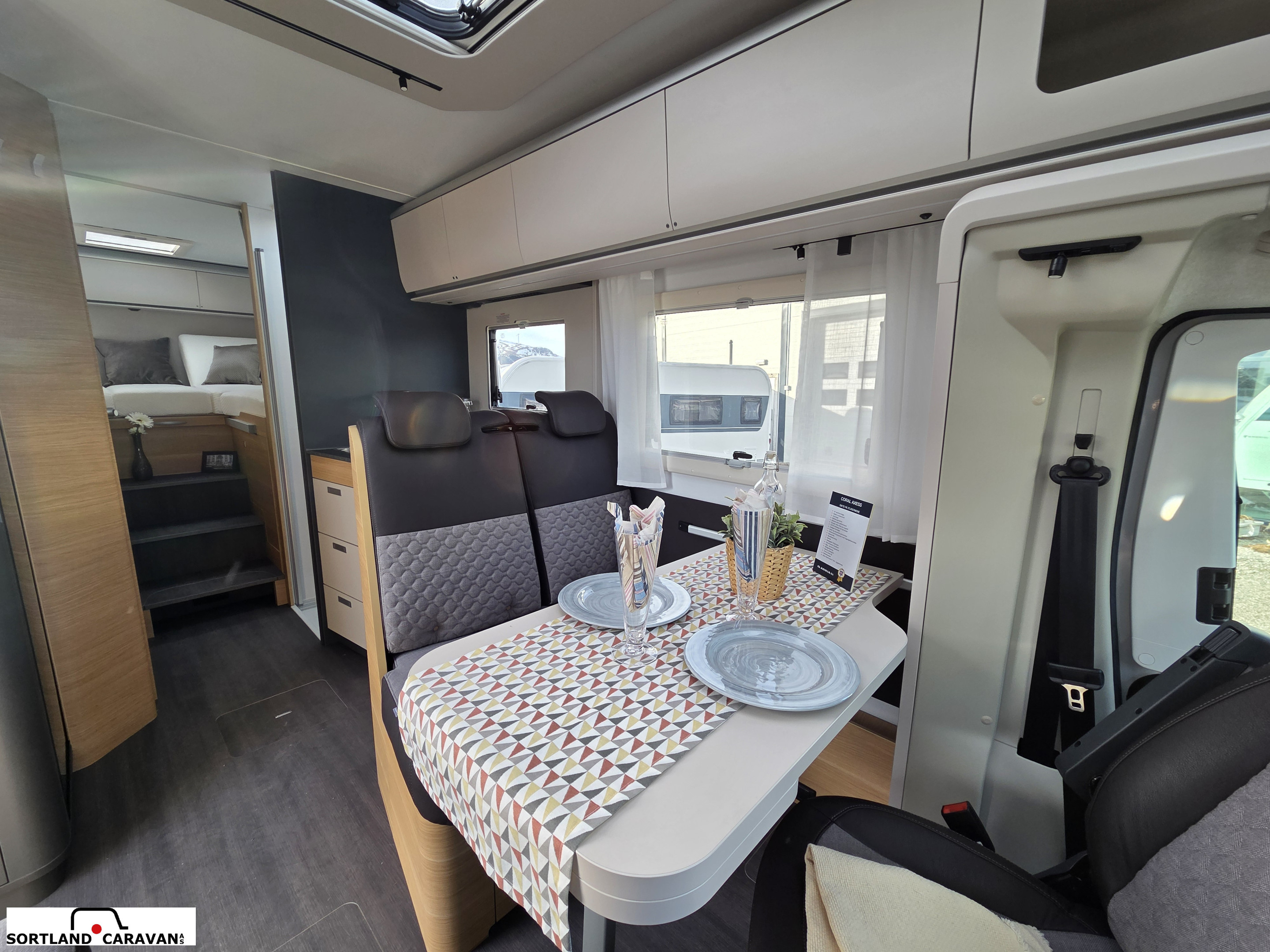 Adria CORAL AXESS 670 SL - CITROEN BlueHDi 2,2 140HP (103kW) 35L - Adria