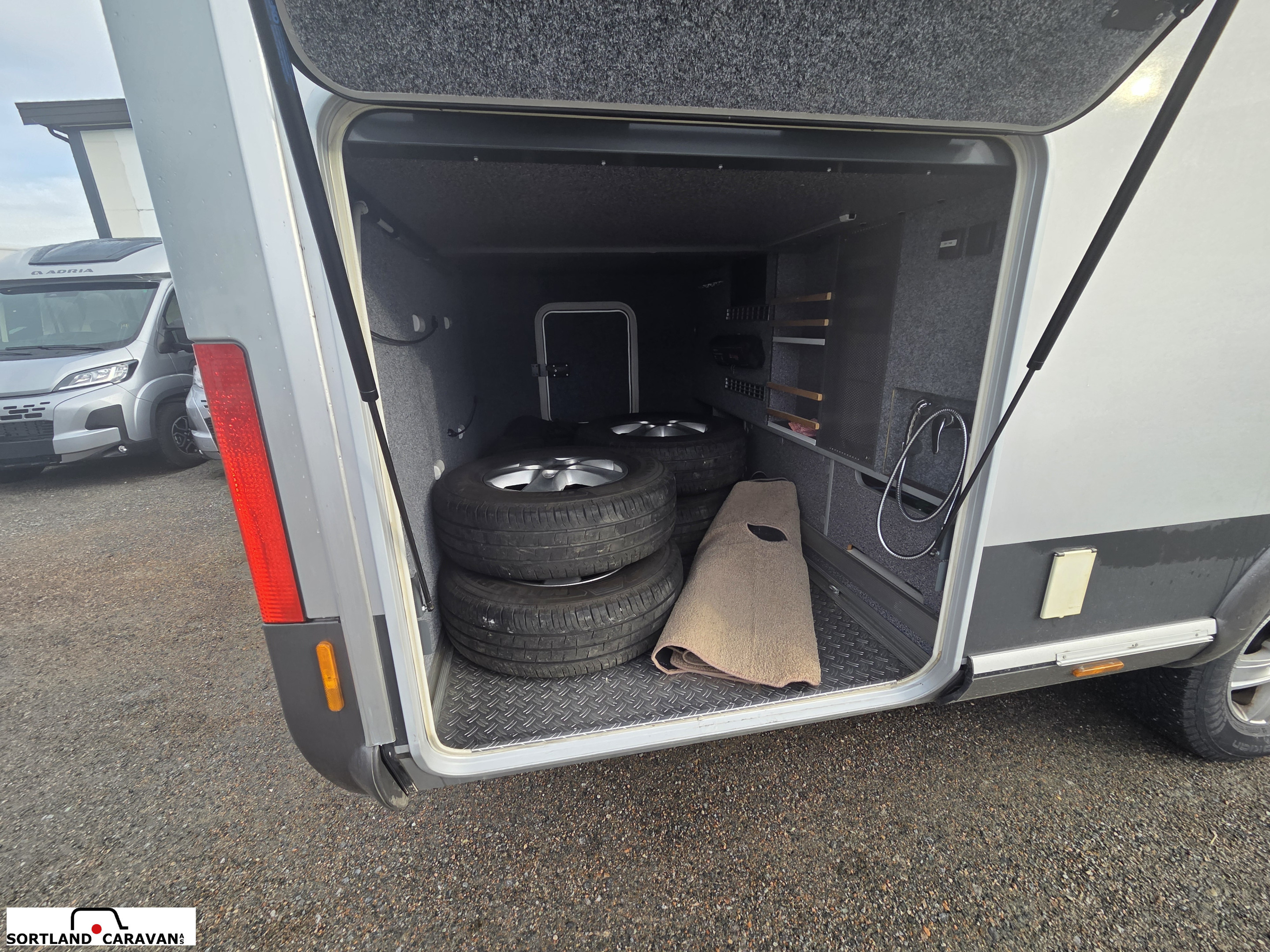 Carthago Chic E-Line I 51 QB - Carthago