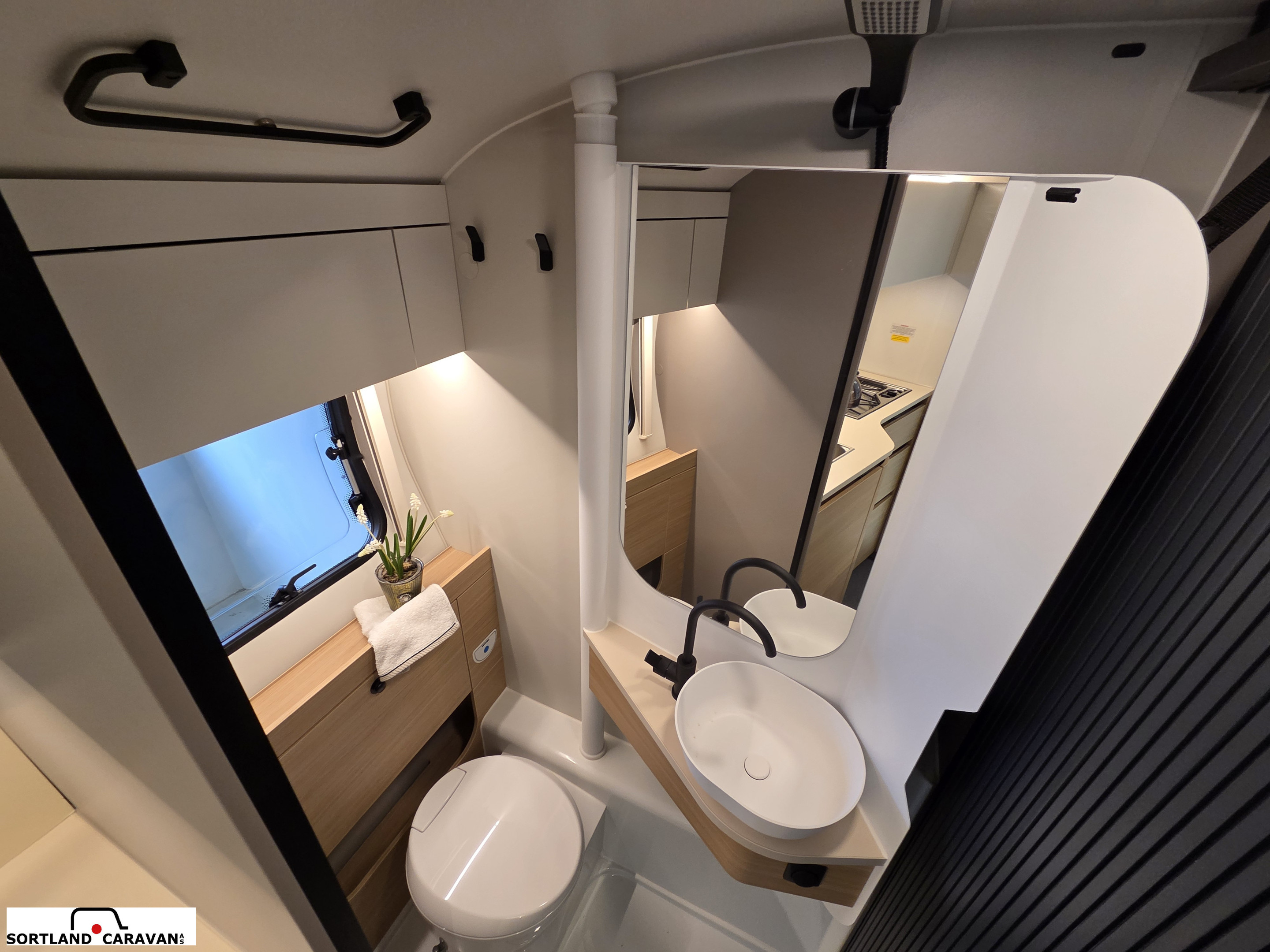 Adria ACTION 391 LH - Adria