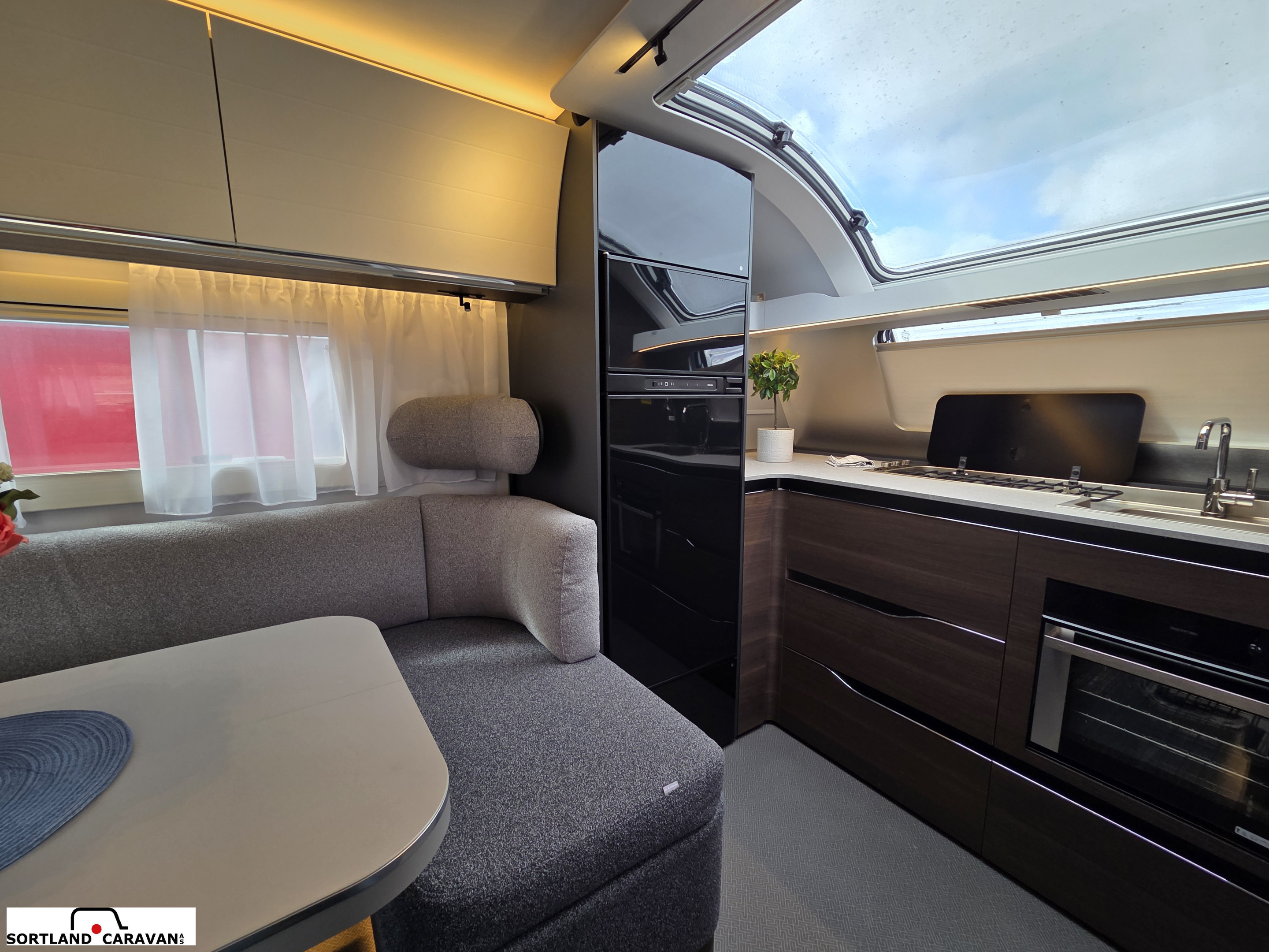 Adria ALPINA 663 HT - Adria