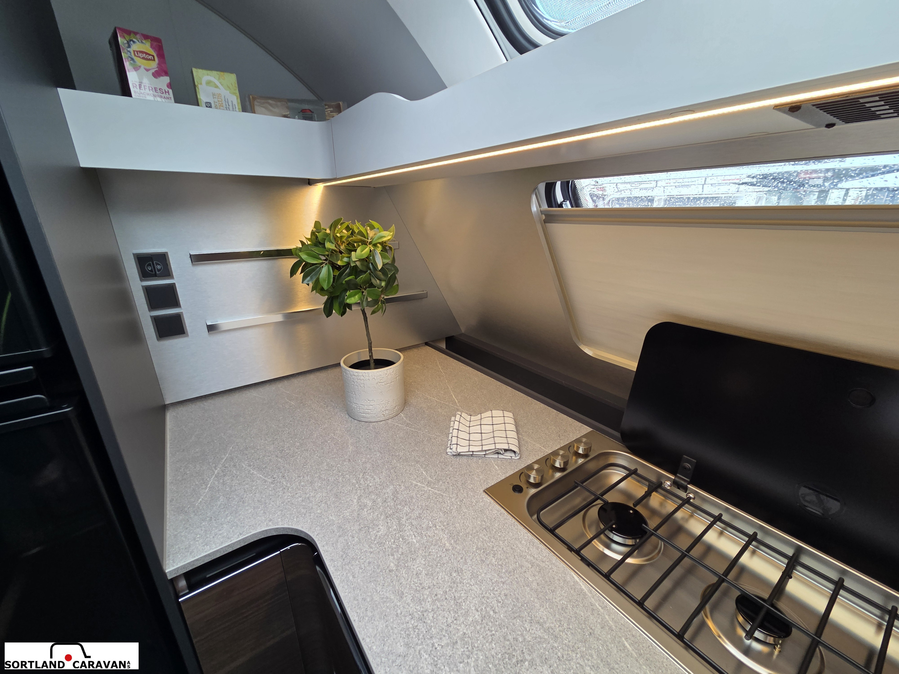 Adria ALPINA 663 HT - Adria