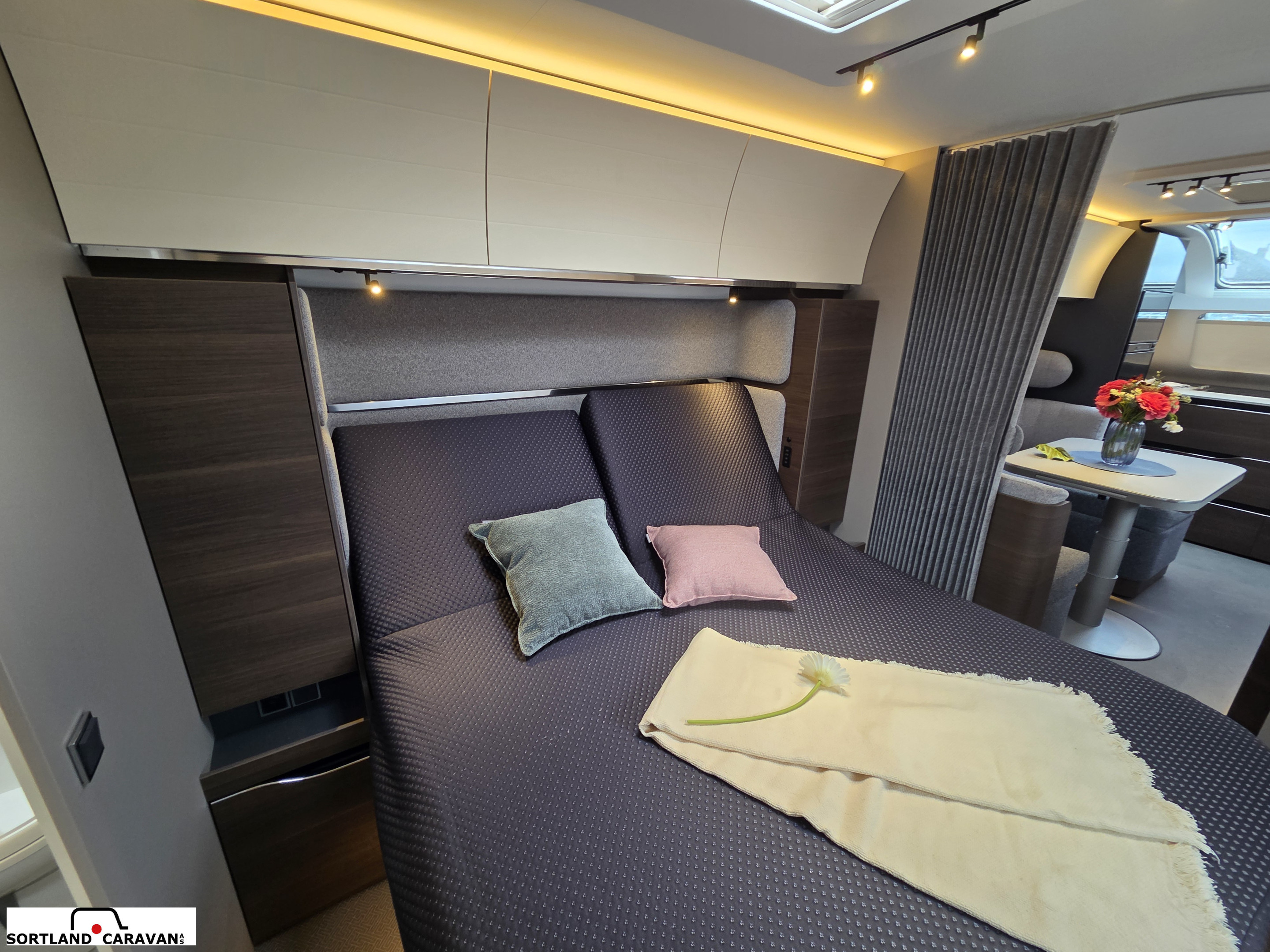 Adria ALPINA 663 HT - Adria