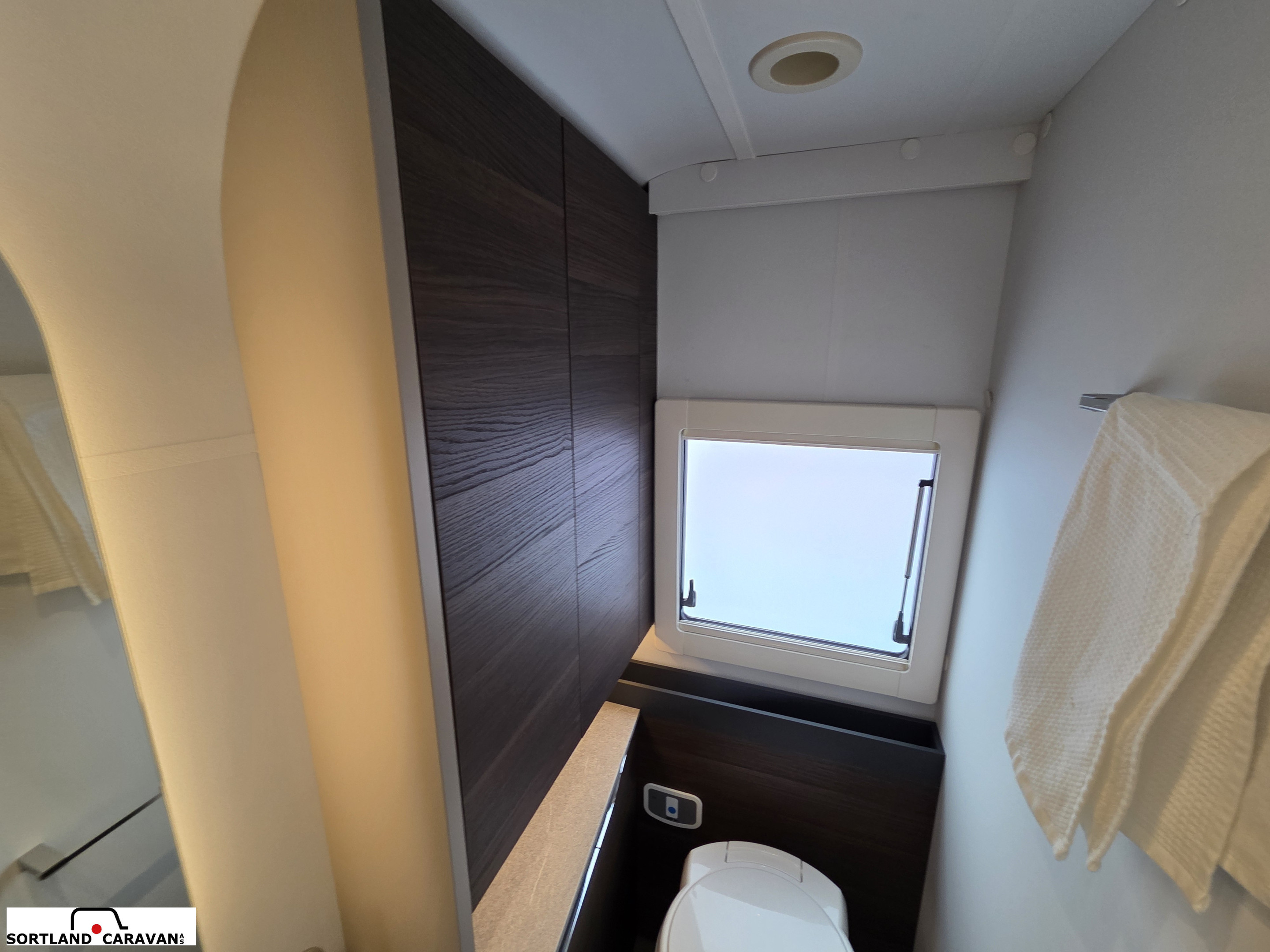 Adria ALPINA 663 HT - Adria