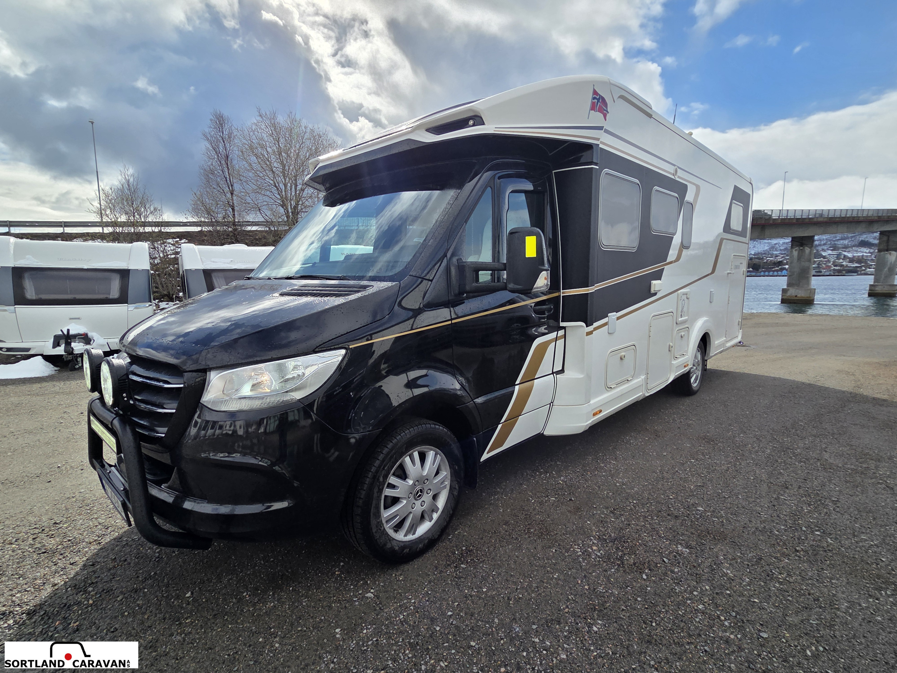 Eura Mobil Contura 766 EF - Eura Mobil