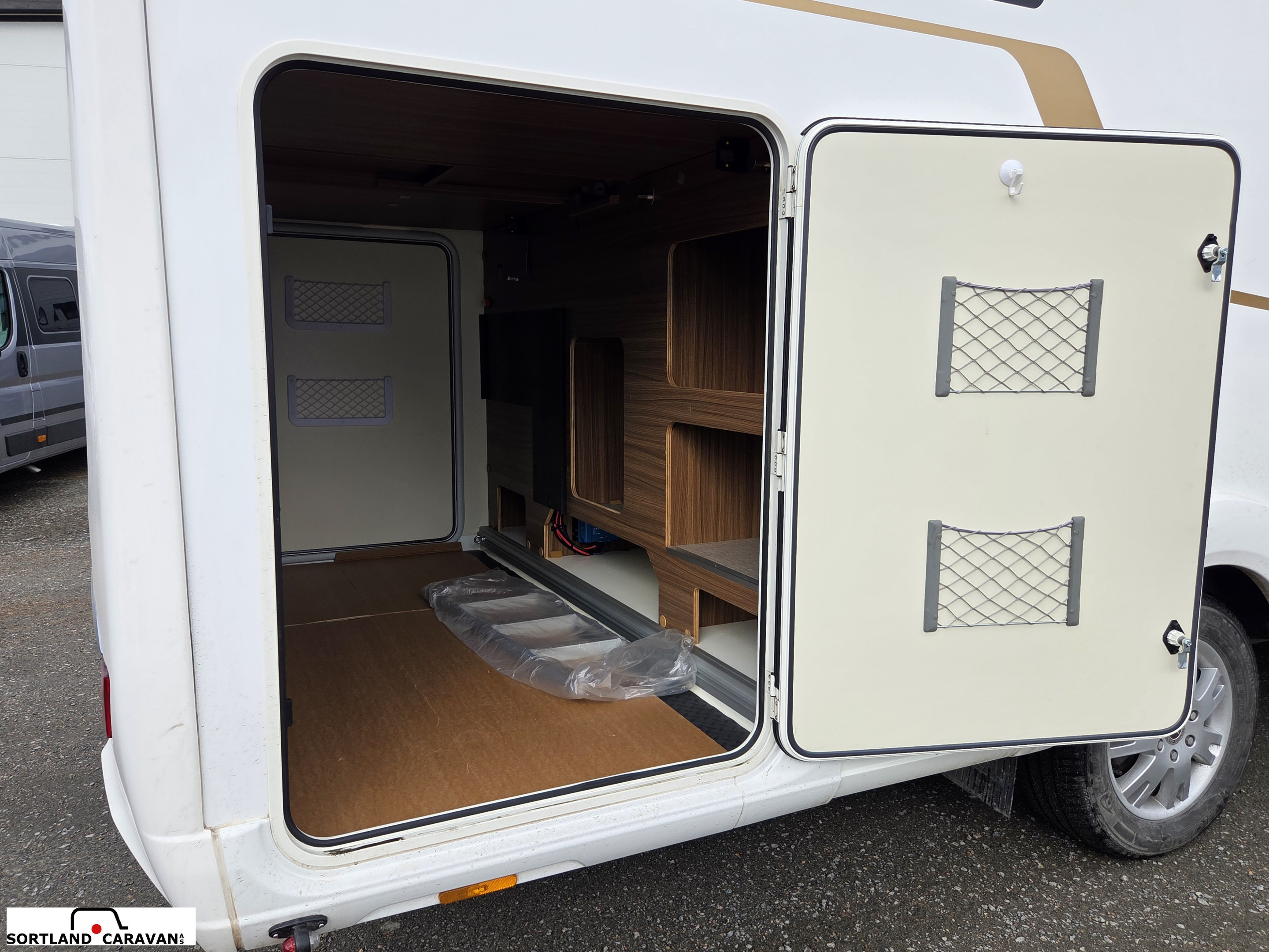 Eura Mobil Contura 766 EF - Eura Mobil