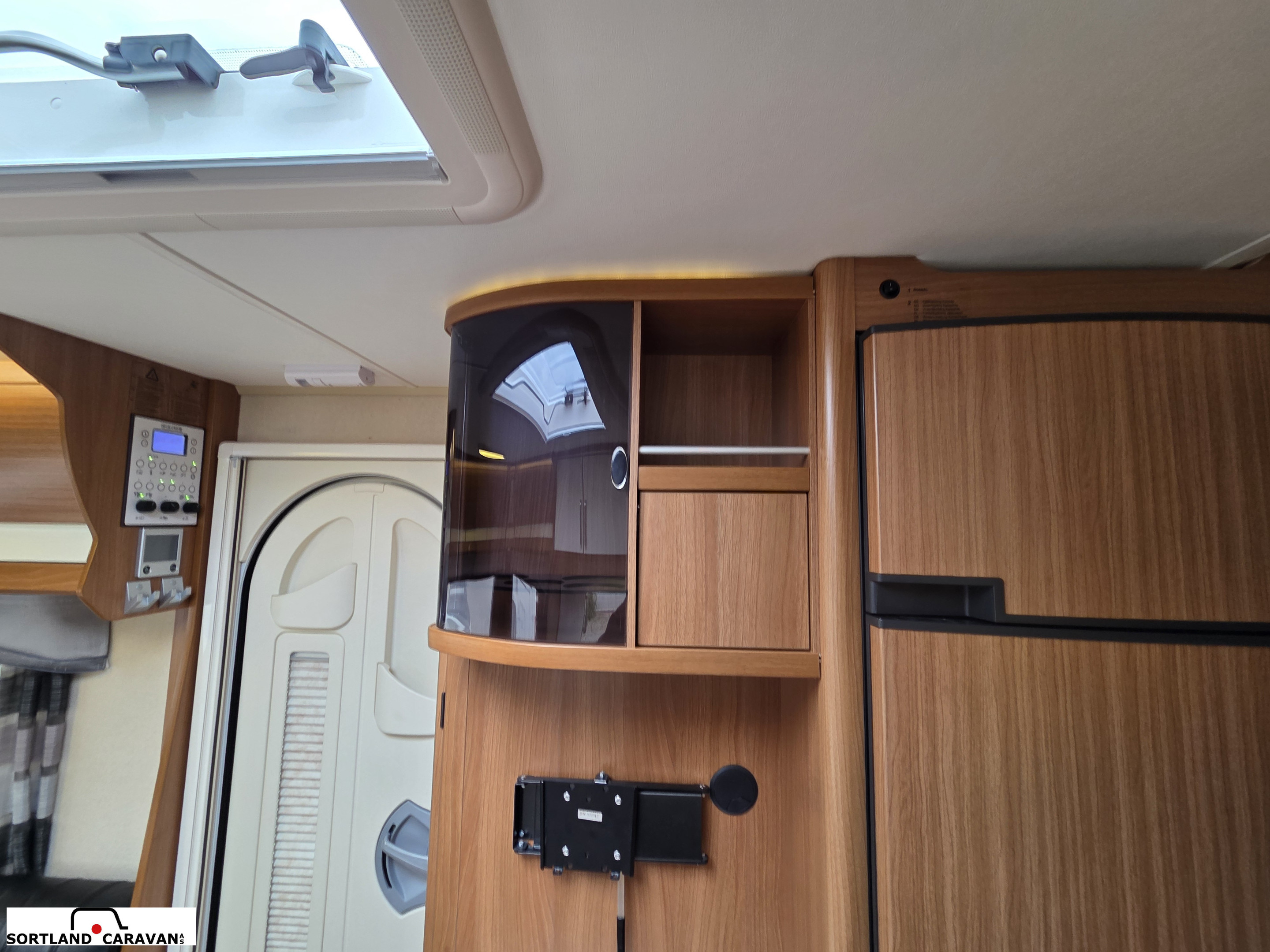 KABE ROYAL 780 DGLE B14 - KABE
