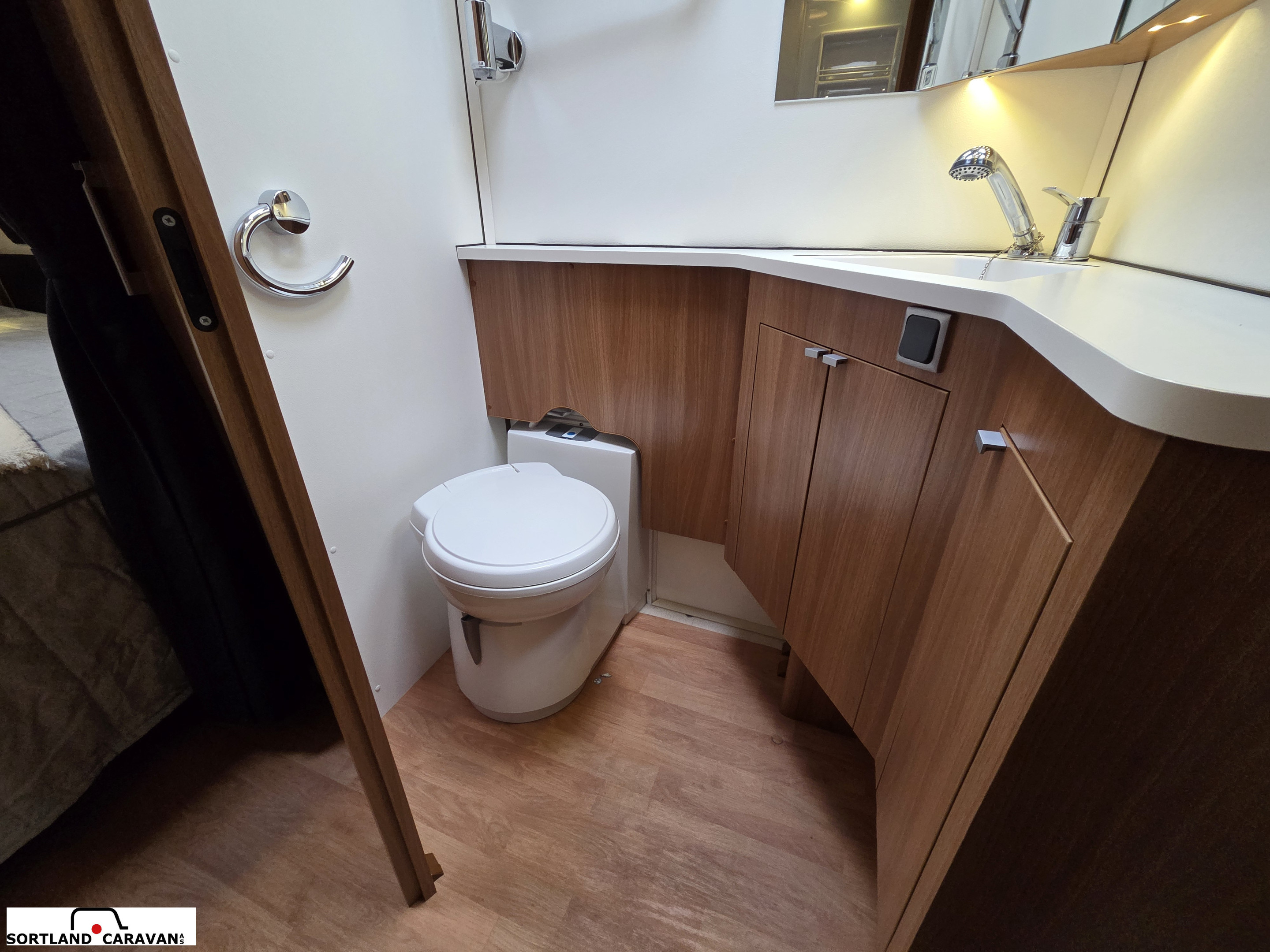 KABE ROYAL 780 DGLE B14 - KABE