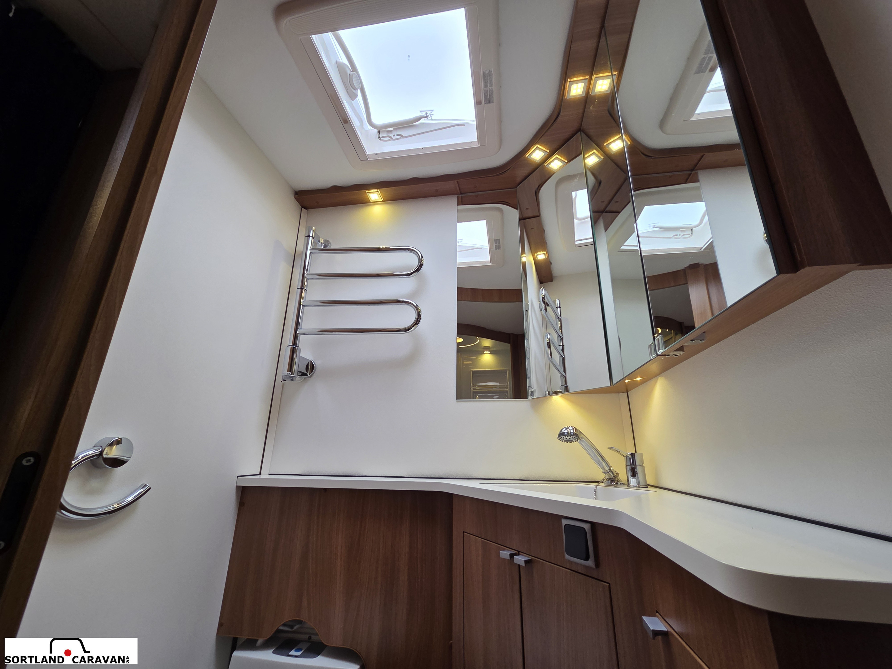 KABE ROYAL 780 DGLE B14 - KABE