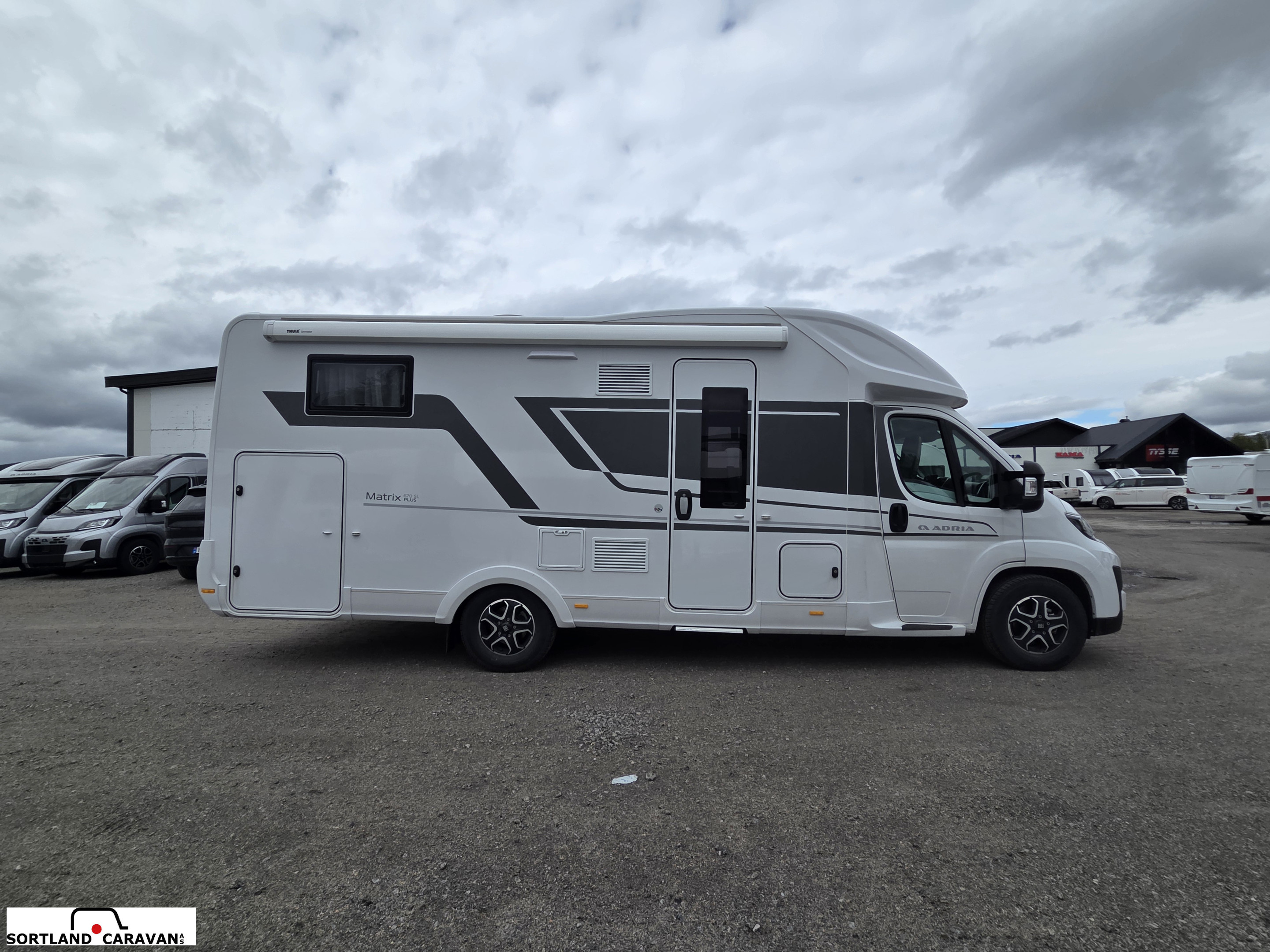 Adria MATRIX PLUS 670 SL - Adria