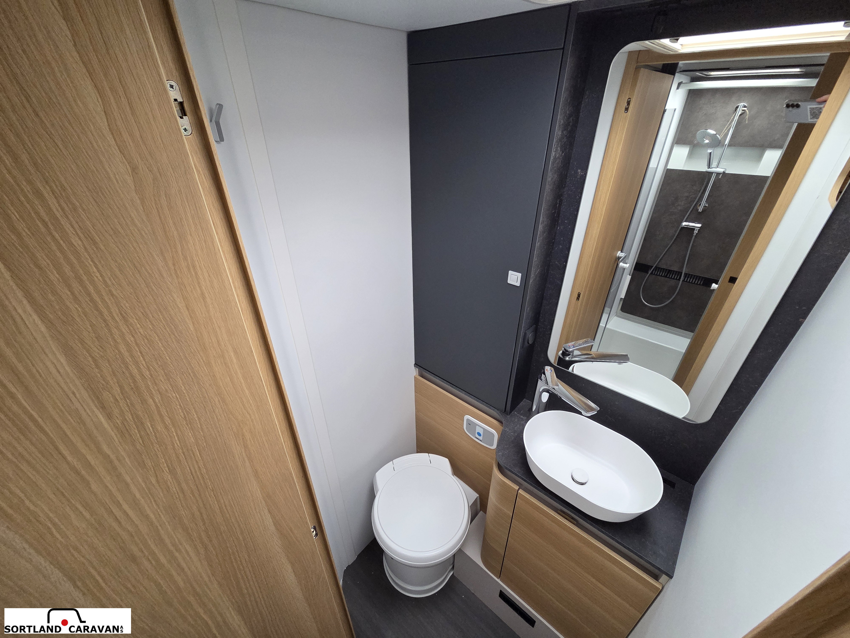 Adria MATRIX PLUS 670 SL - Adria