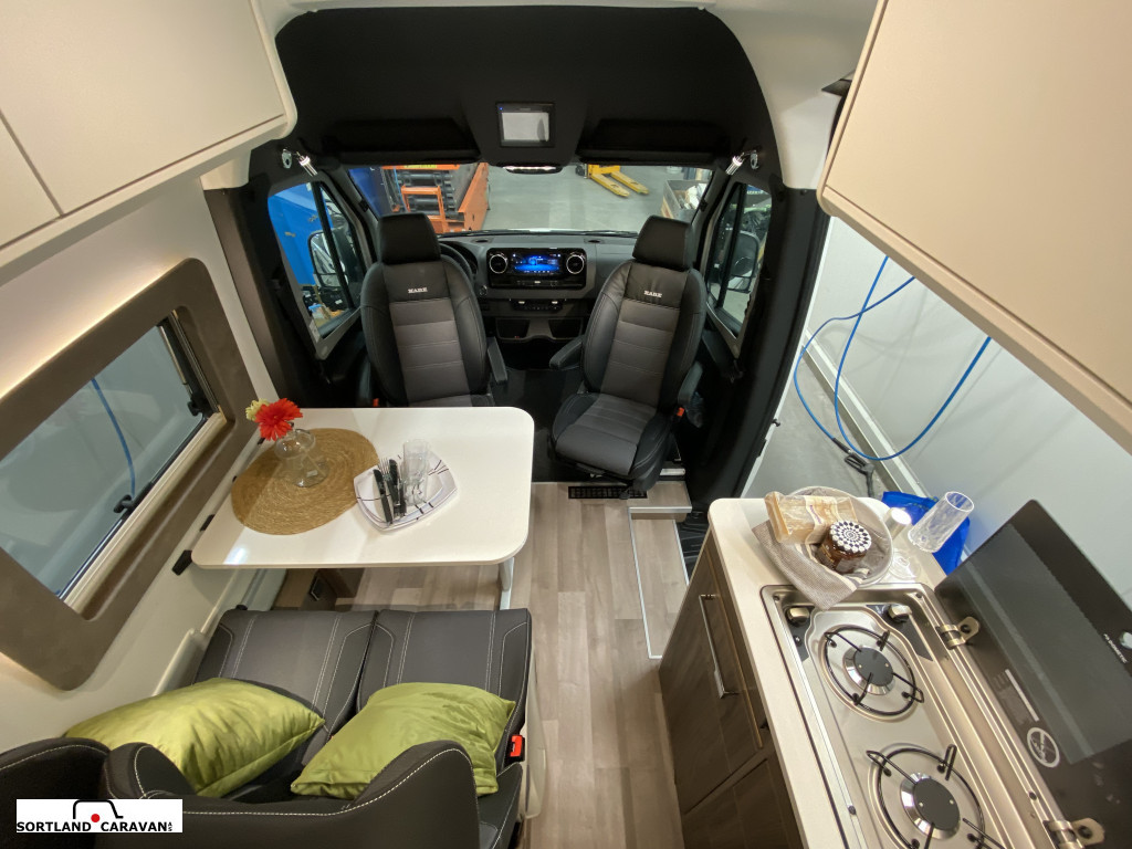 KABE TM Van V690 - KABE