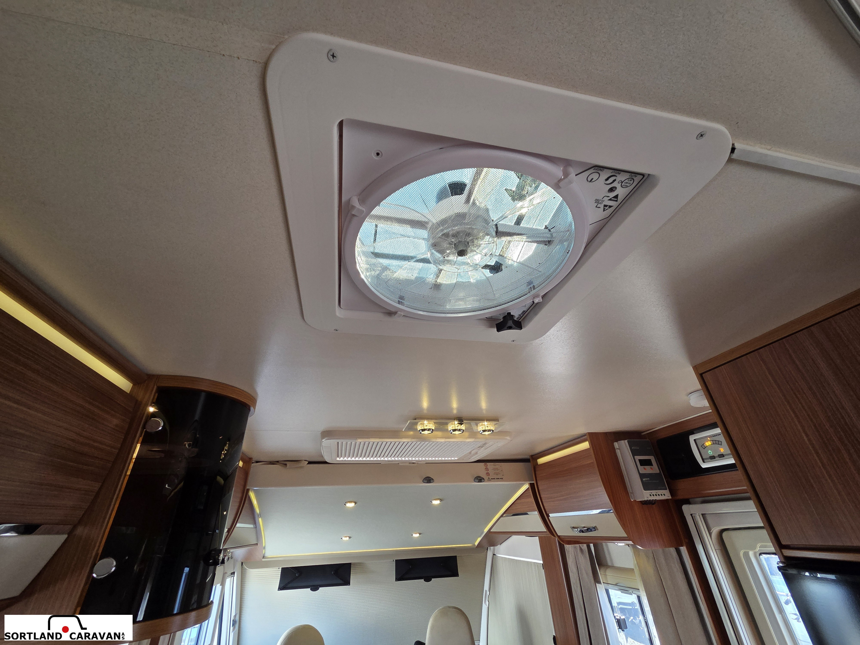 Adria SONIC I 700 ST - Adria