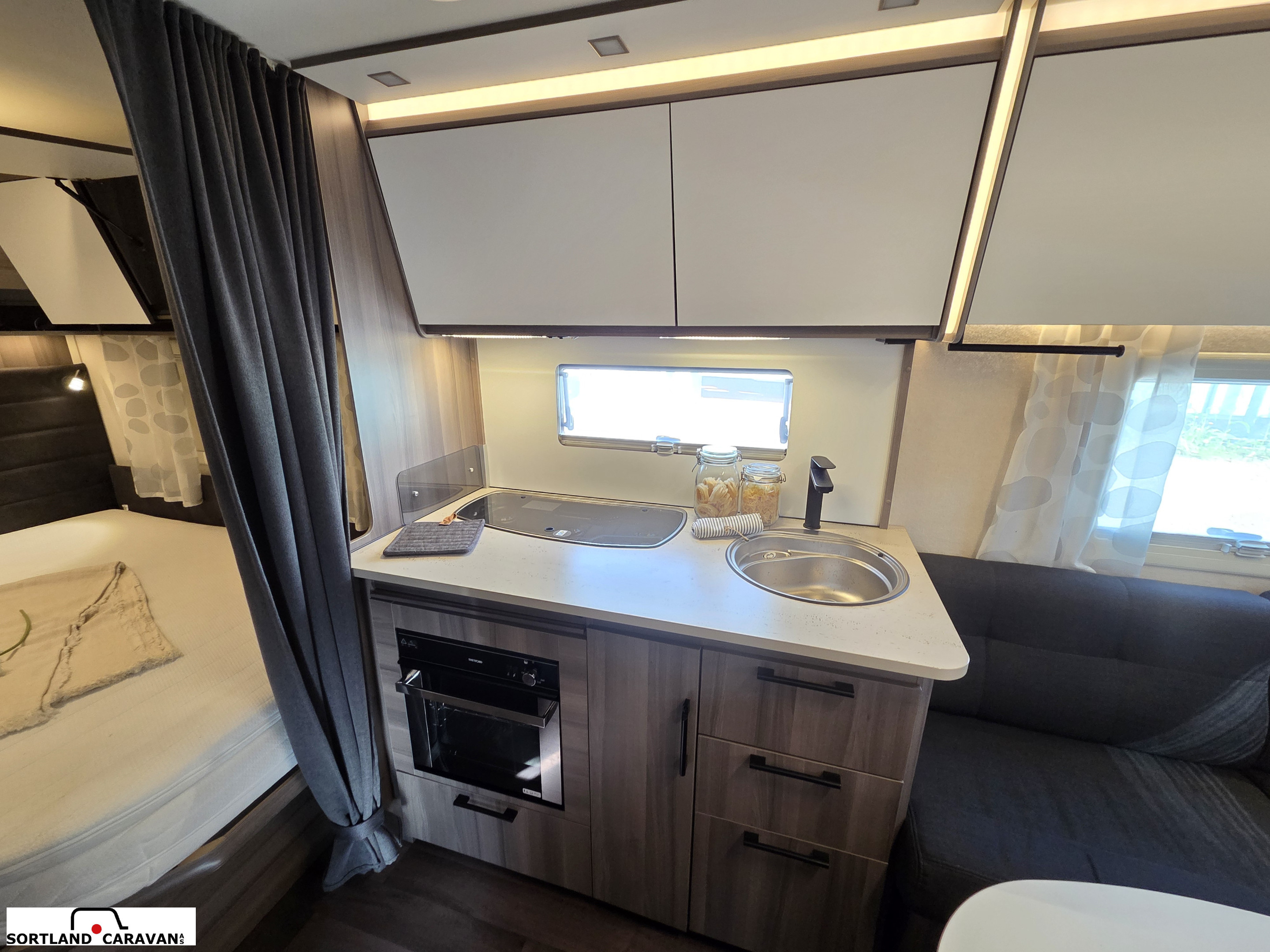 KABE ESTATE 780 DGDL KS - KABE