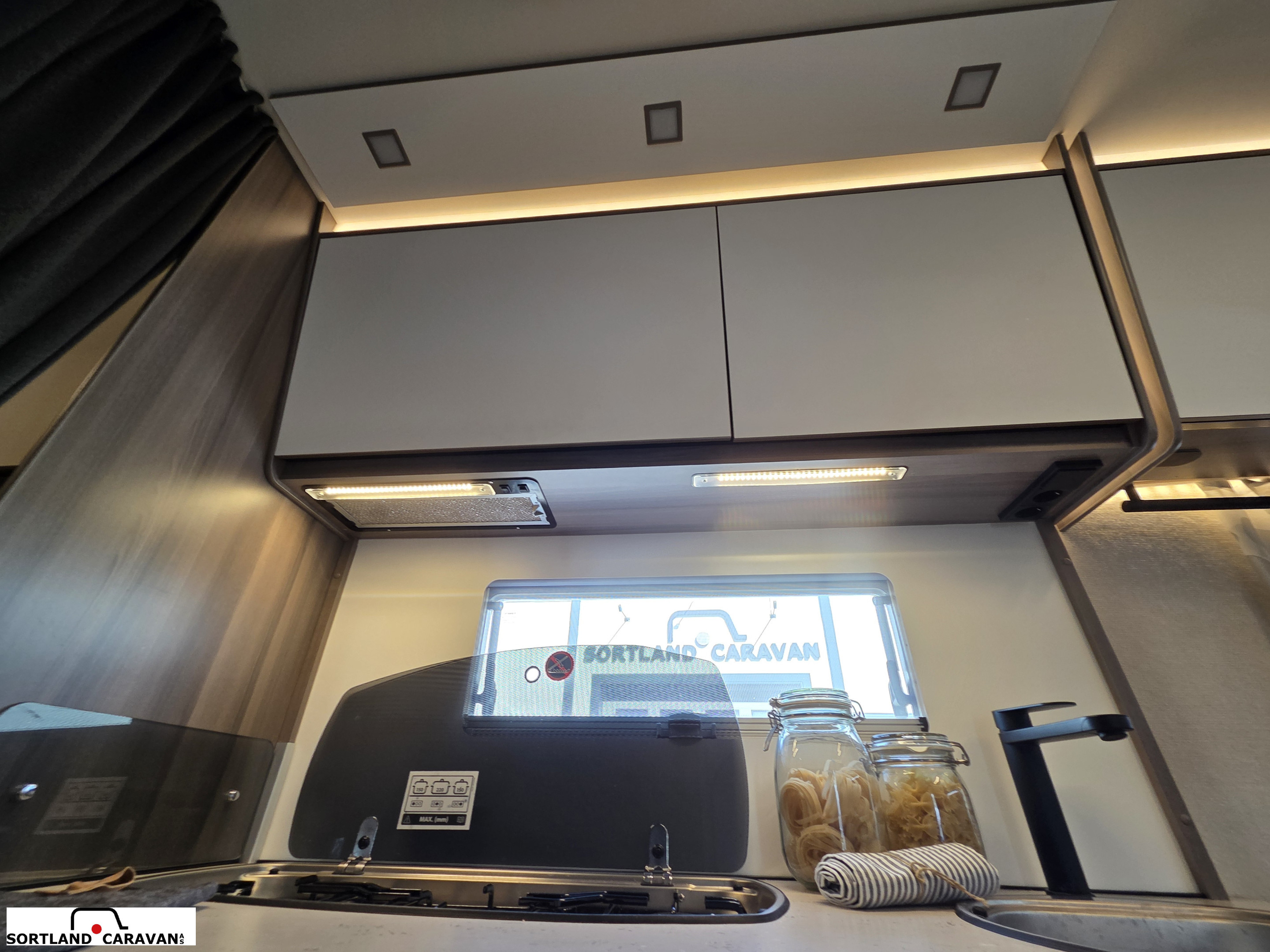 KABE ESTATE 780 DGDL KS - KABE
