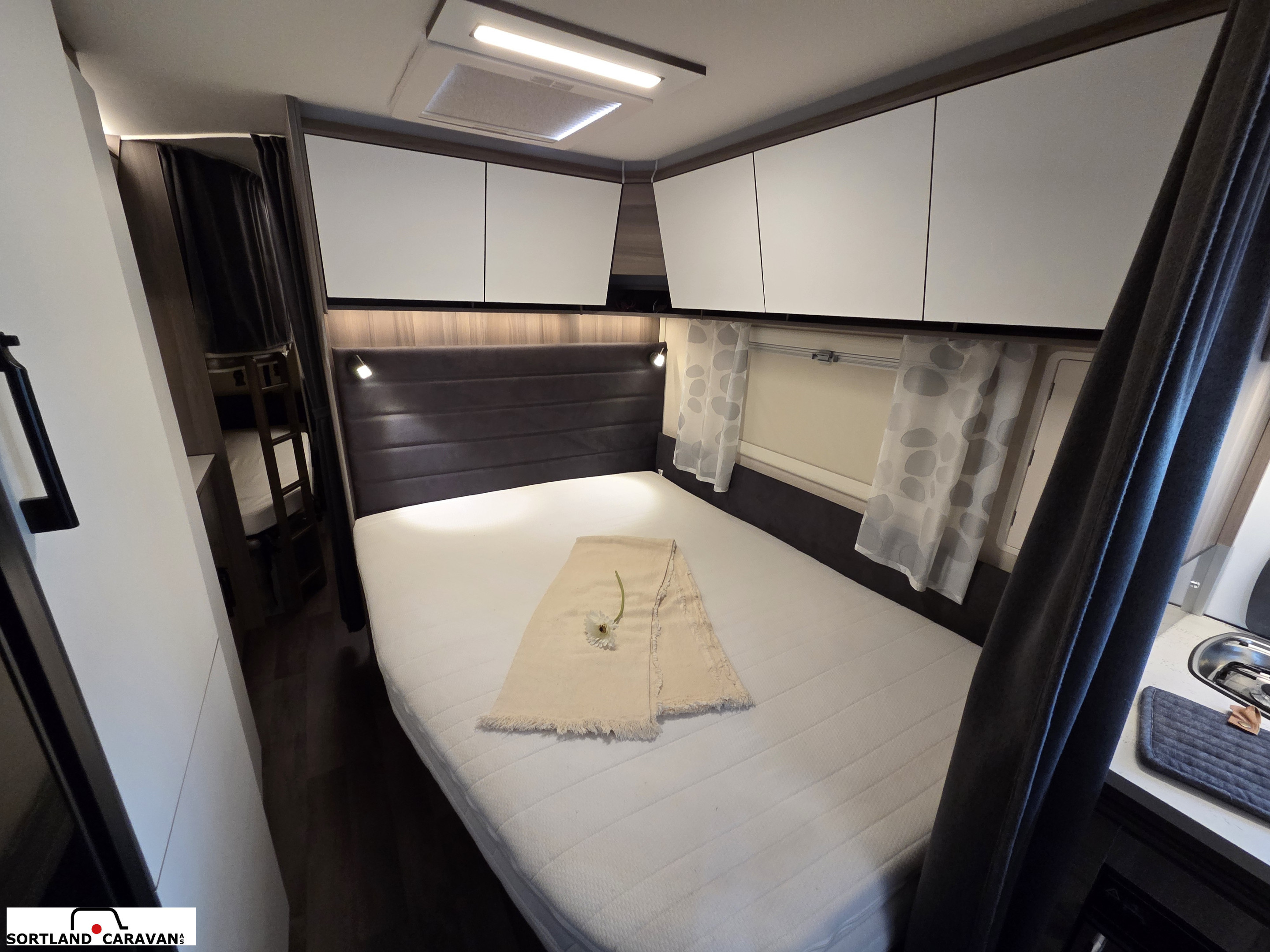 KABE ESTATE 780 DGDL KS - KABE